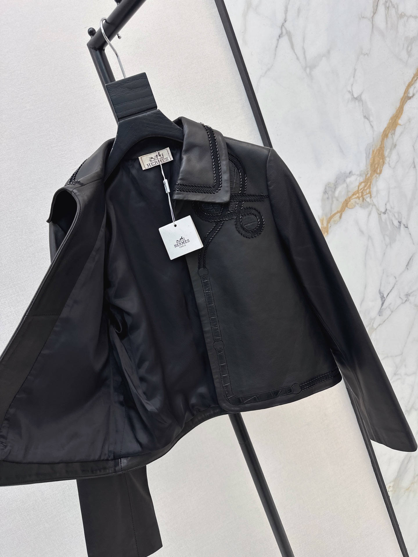 Her 26fw embroidery cropped leather jacket