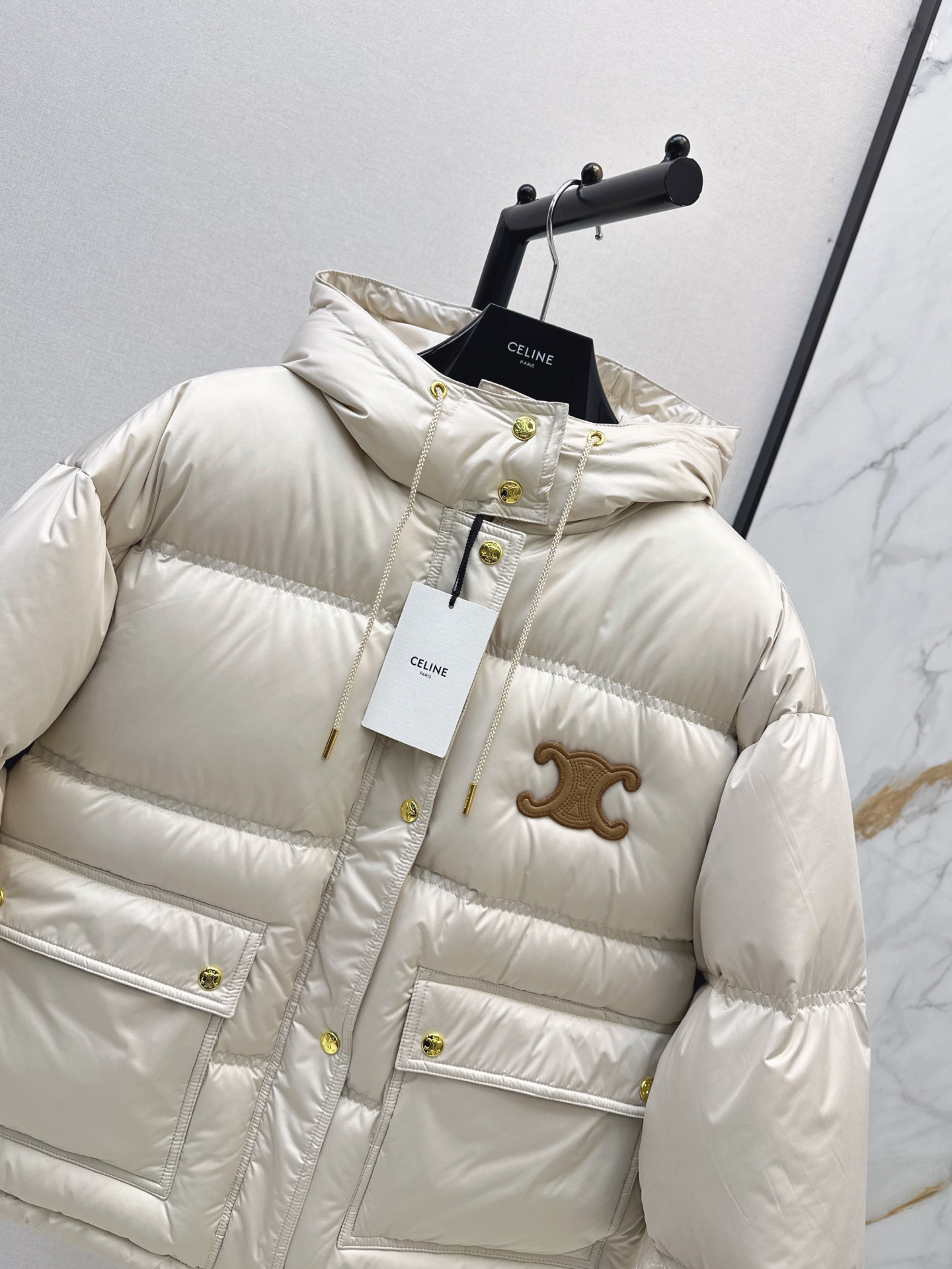 Celi 26fw hooded down jacket