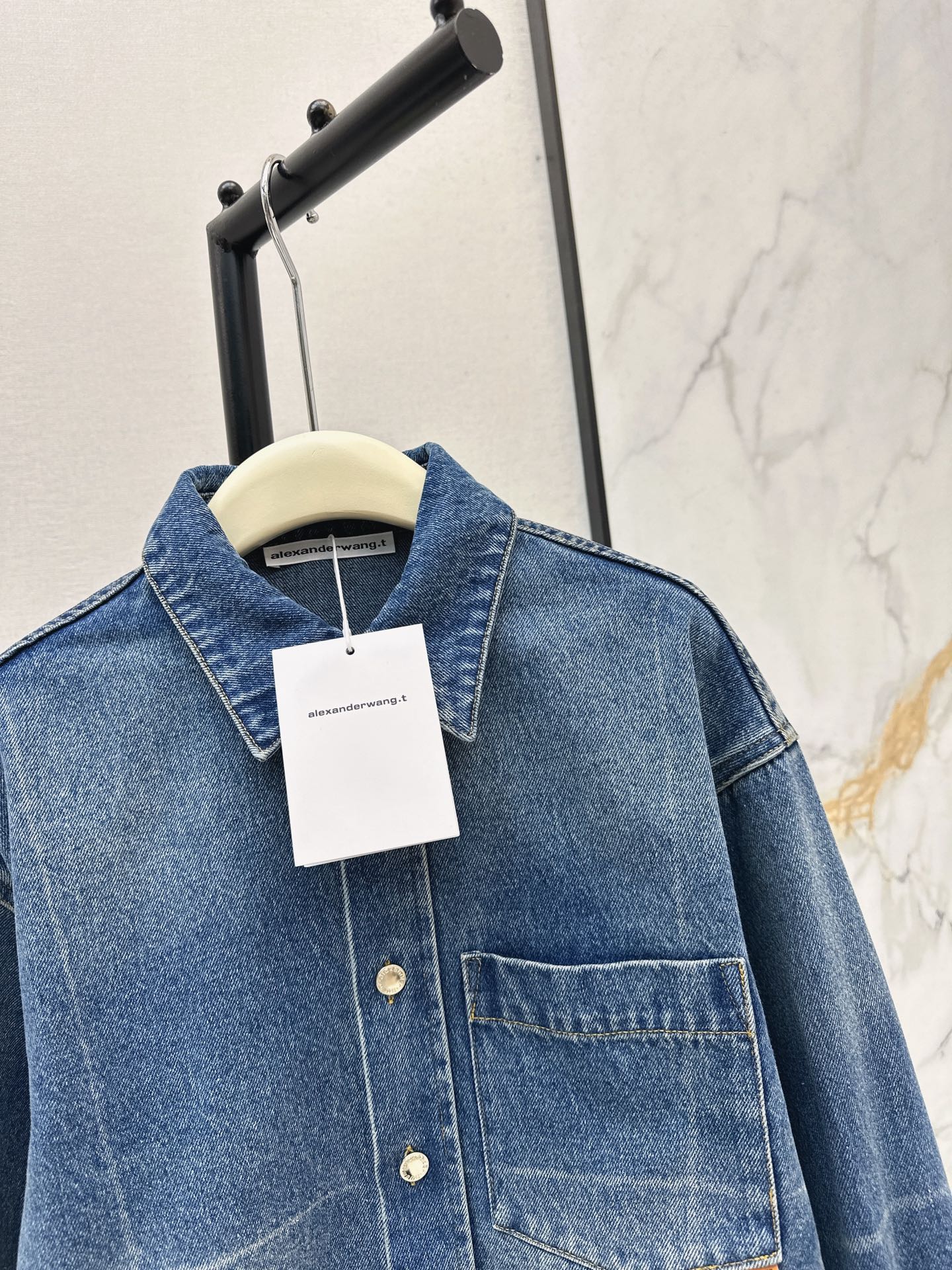 Alex 26fw cropped denim shirt