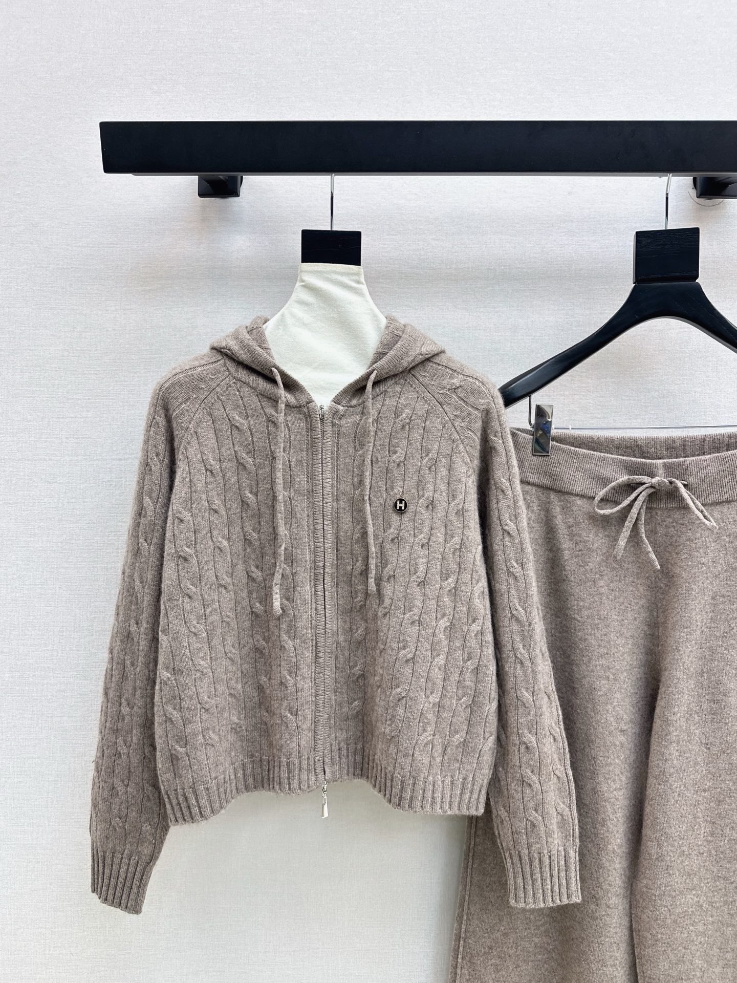 Her 26fw wool jacket pants sets