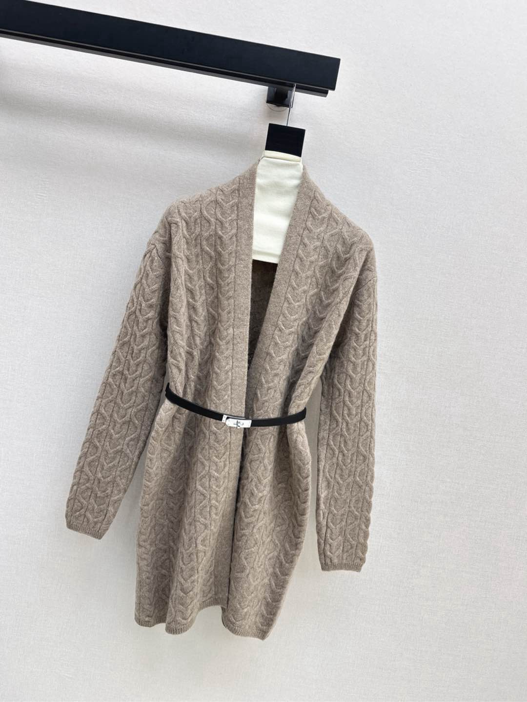 Her 26fw belted cardigan