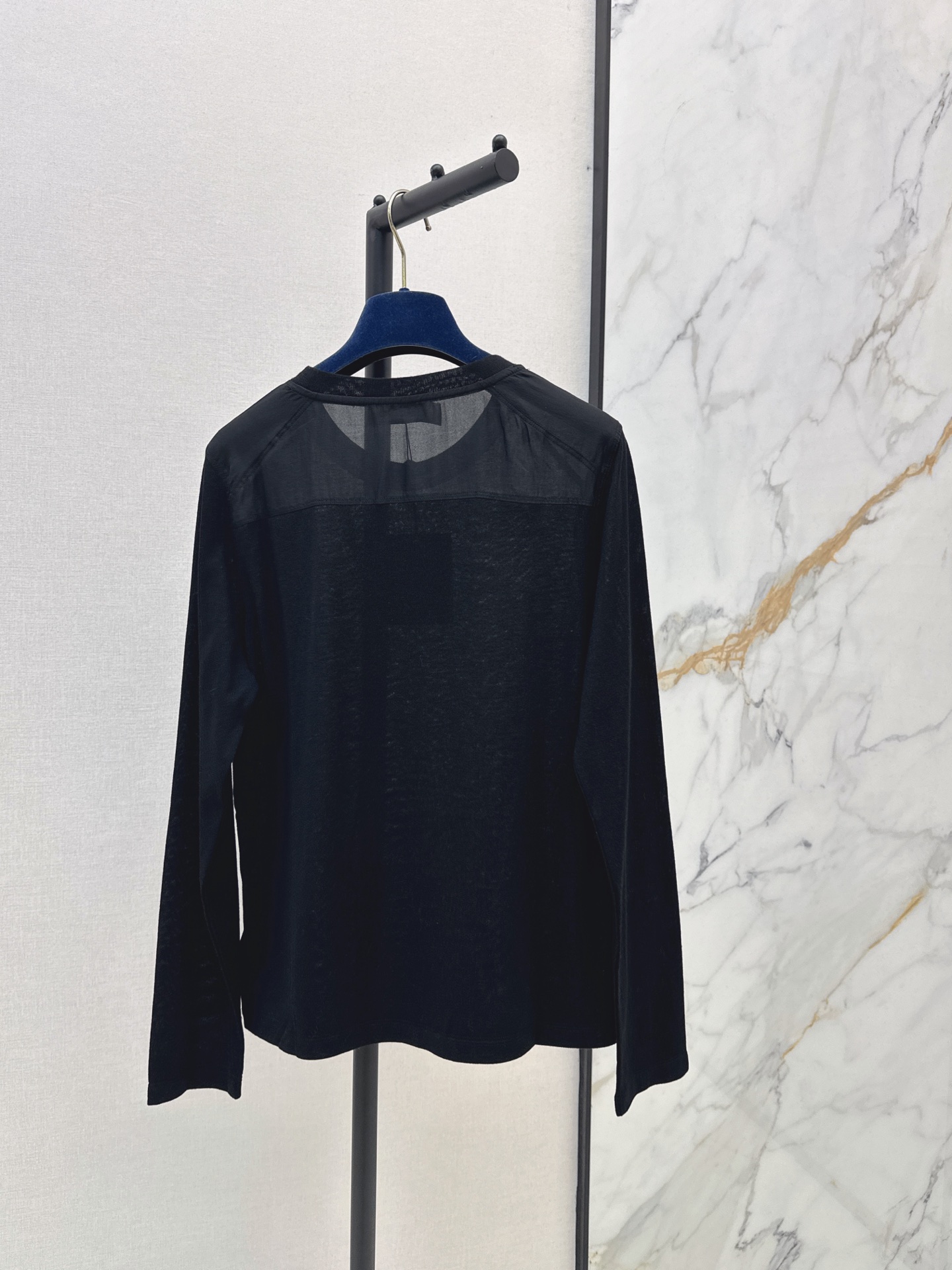 Loui 26fw basic tee