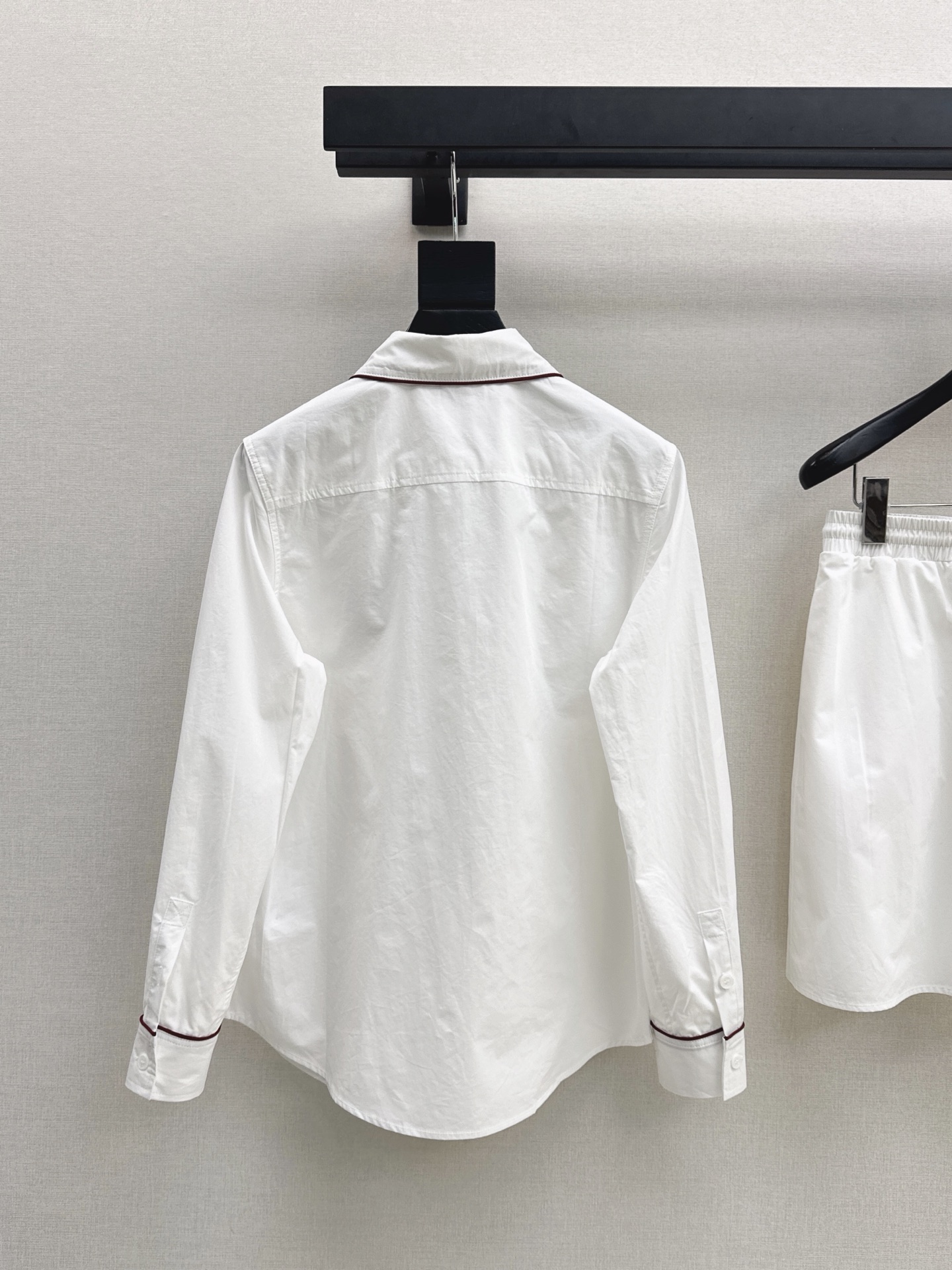 Burb 26fw embroidery shirt
