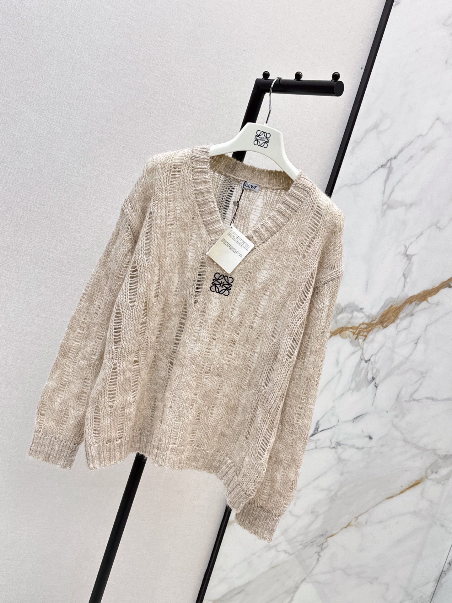 Loe 26fw hollow knit sweater