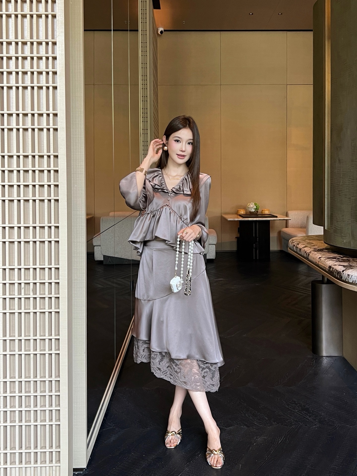 Chol 26ss contract lace skirt