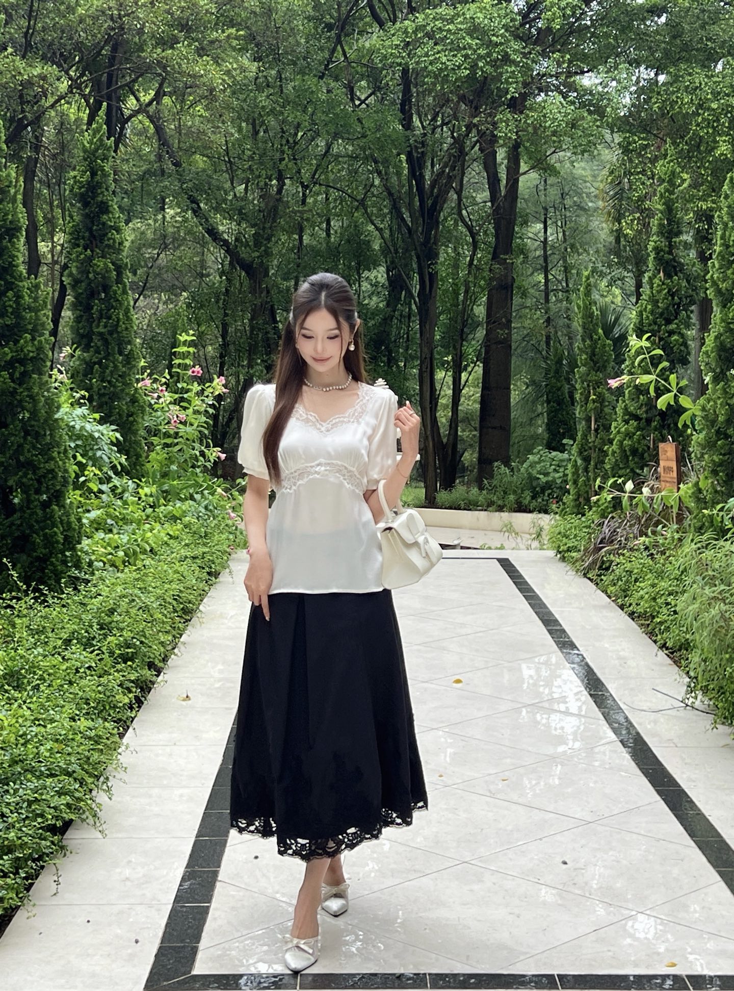 ES 26ss lace contract saint top