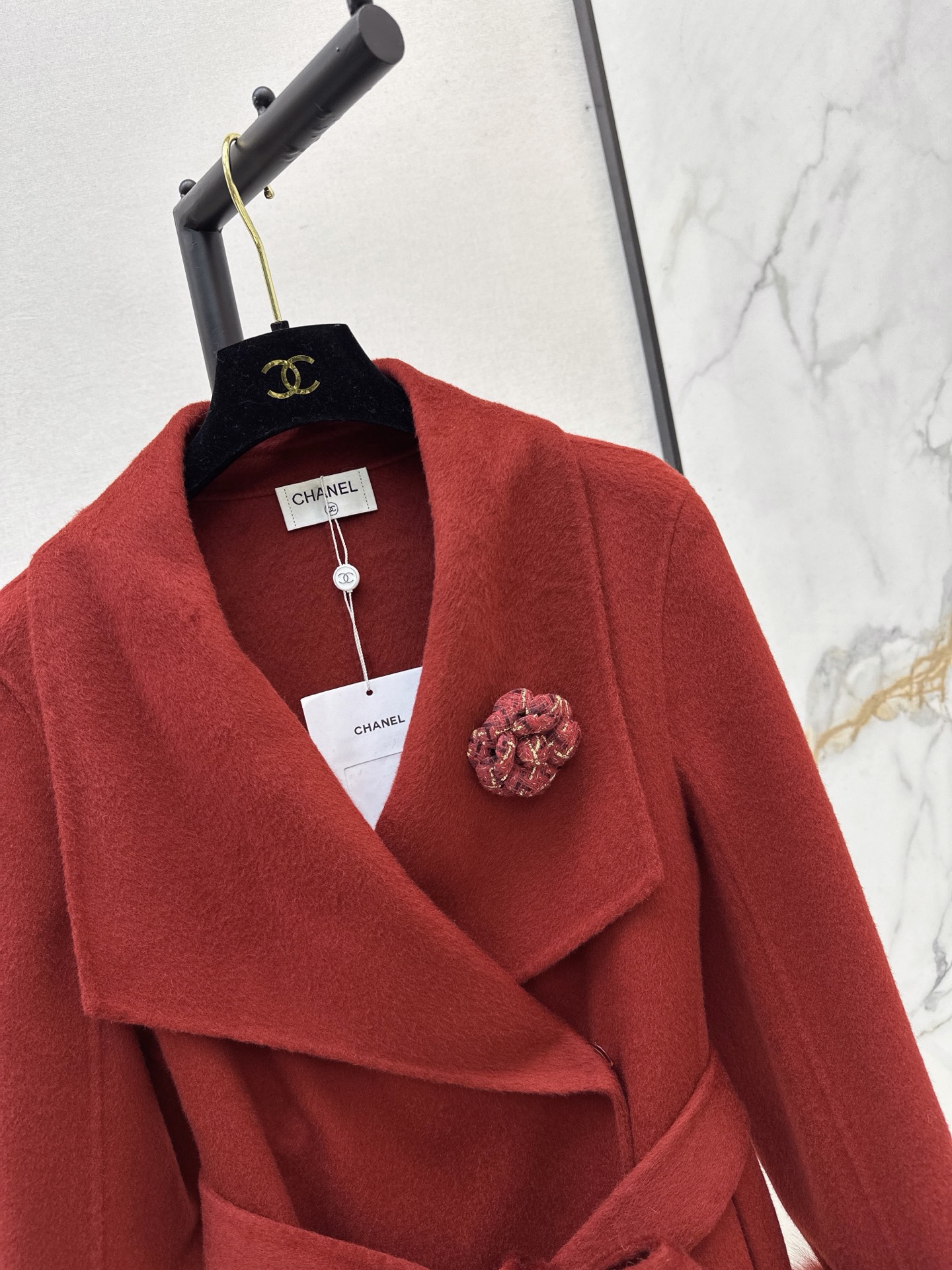 Chan 26fw belted long coat with fur-effect cuffs