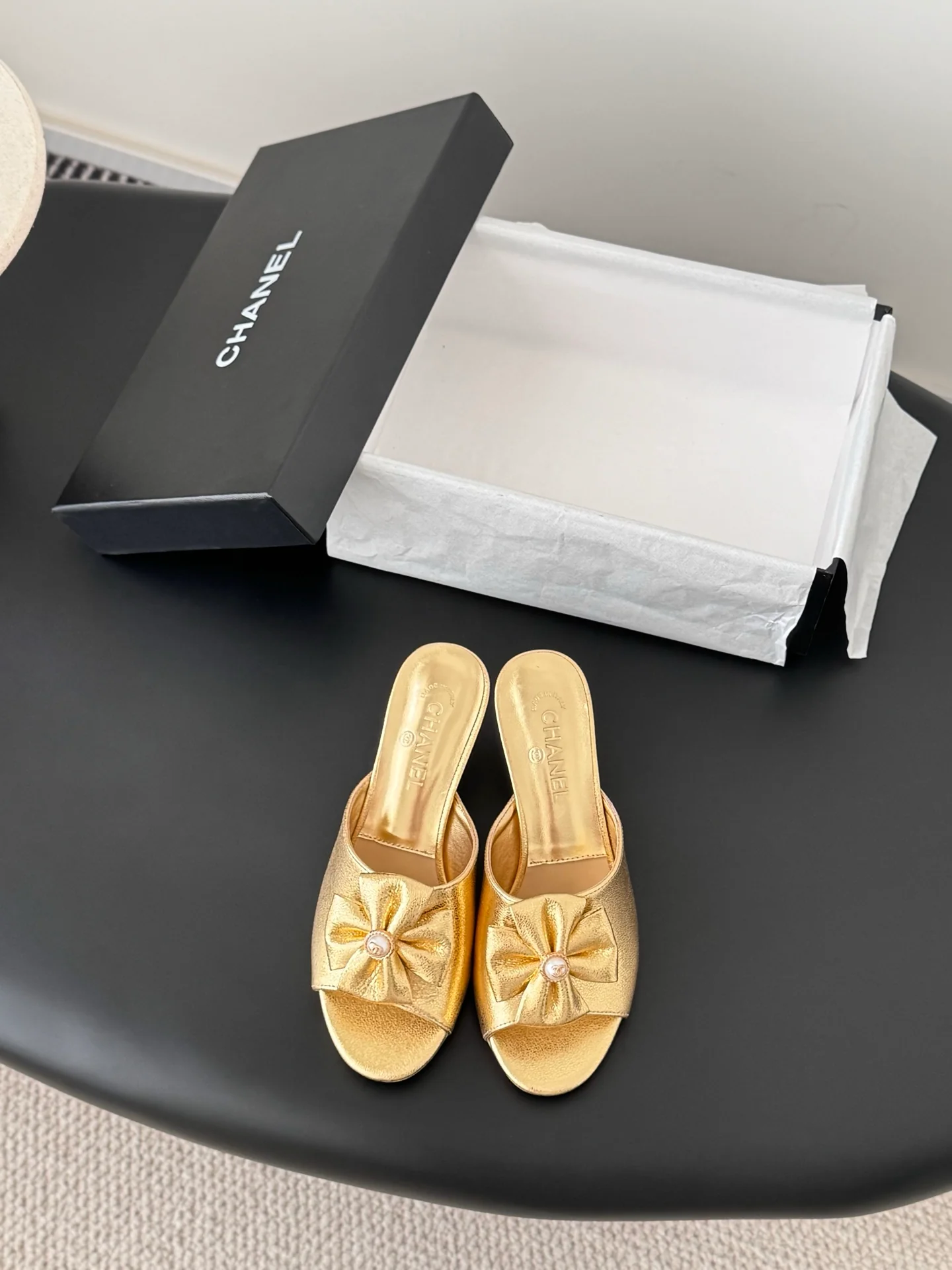Chan 26ss kitten heel slides