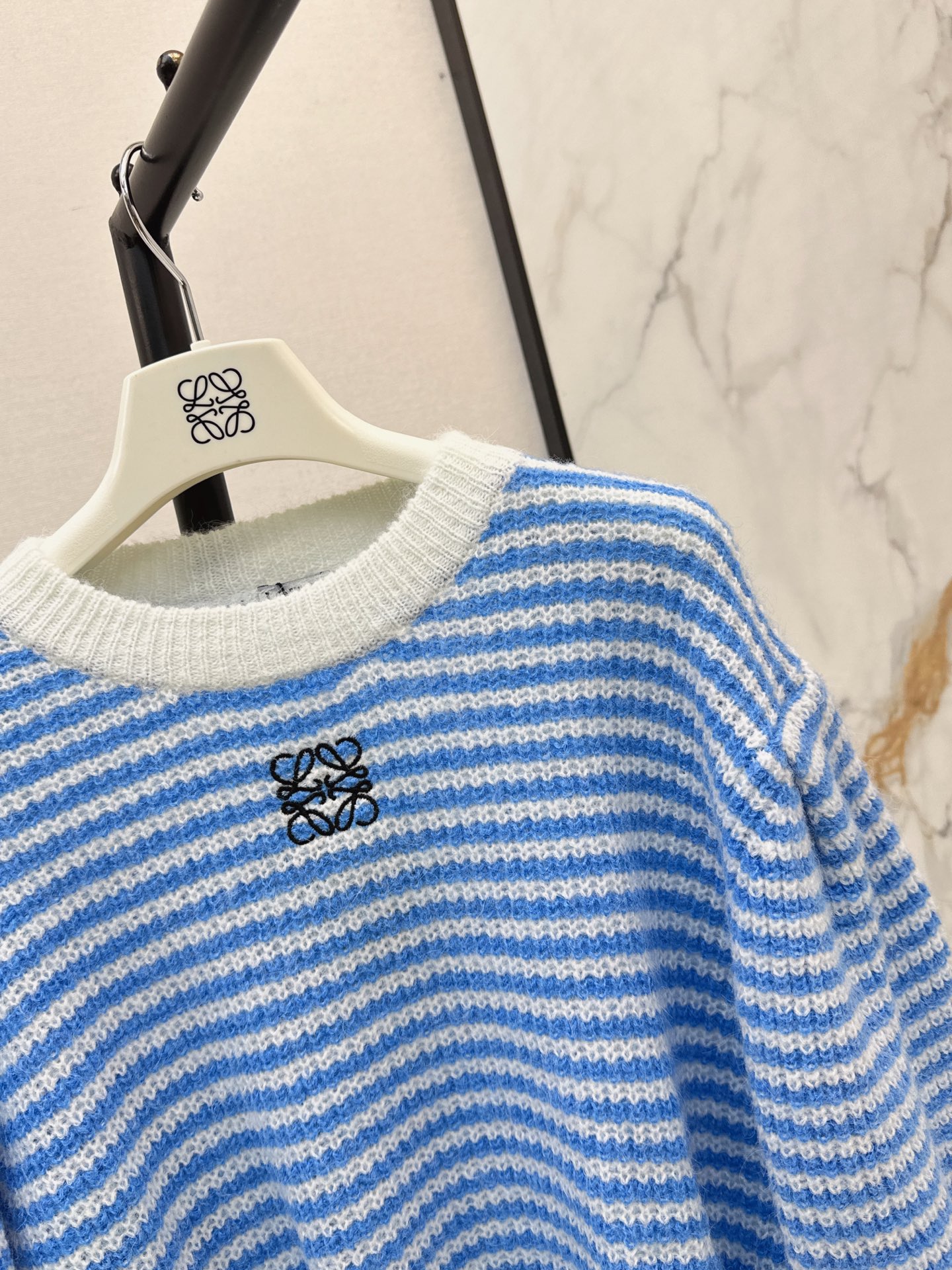 Loe 26fw stripe cropped knitwear