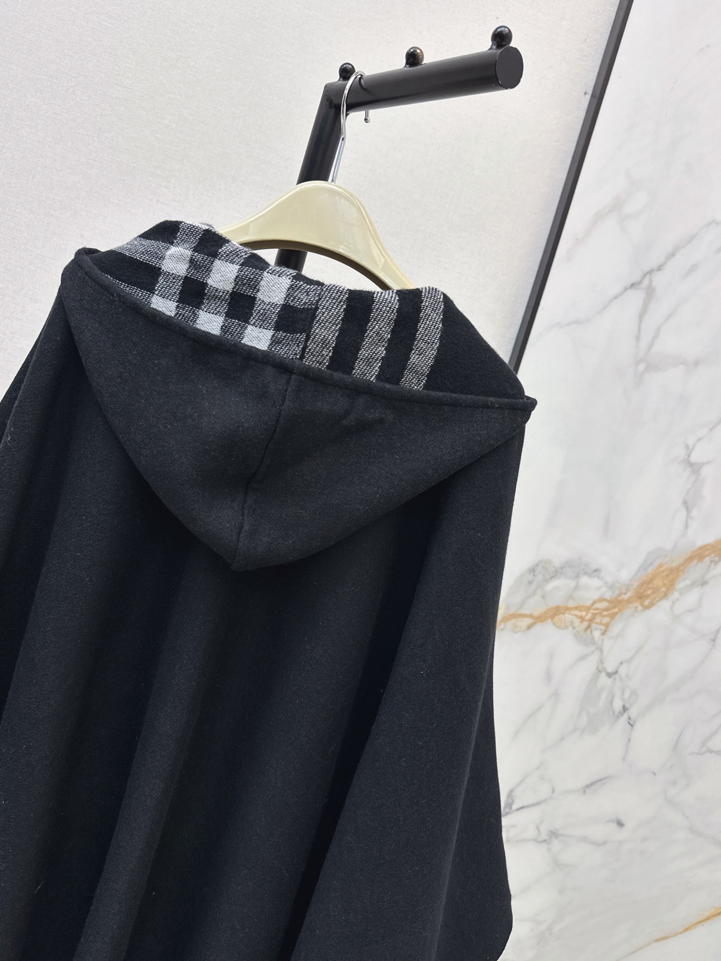 Bur 26fw wool shawls