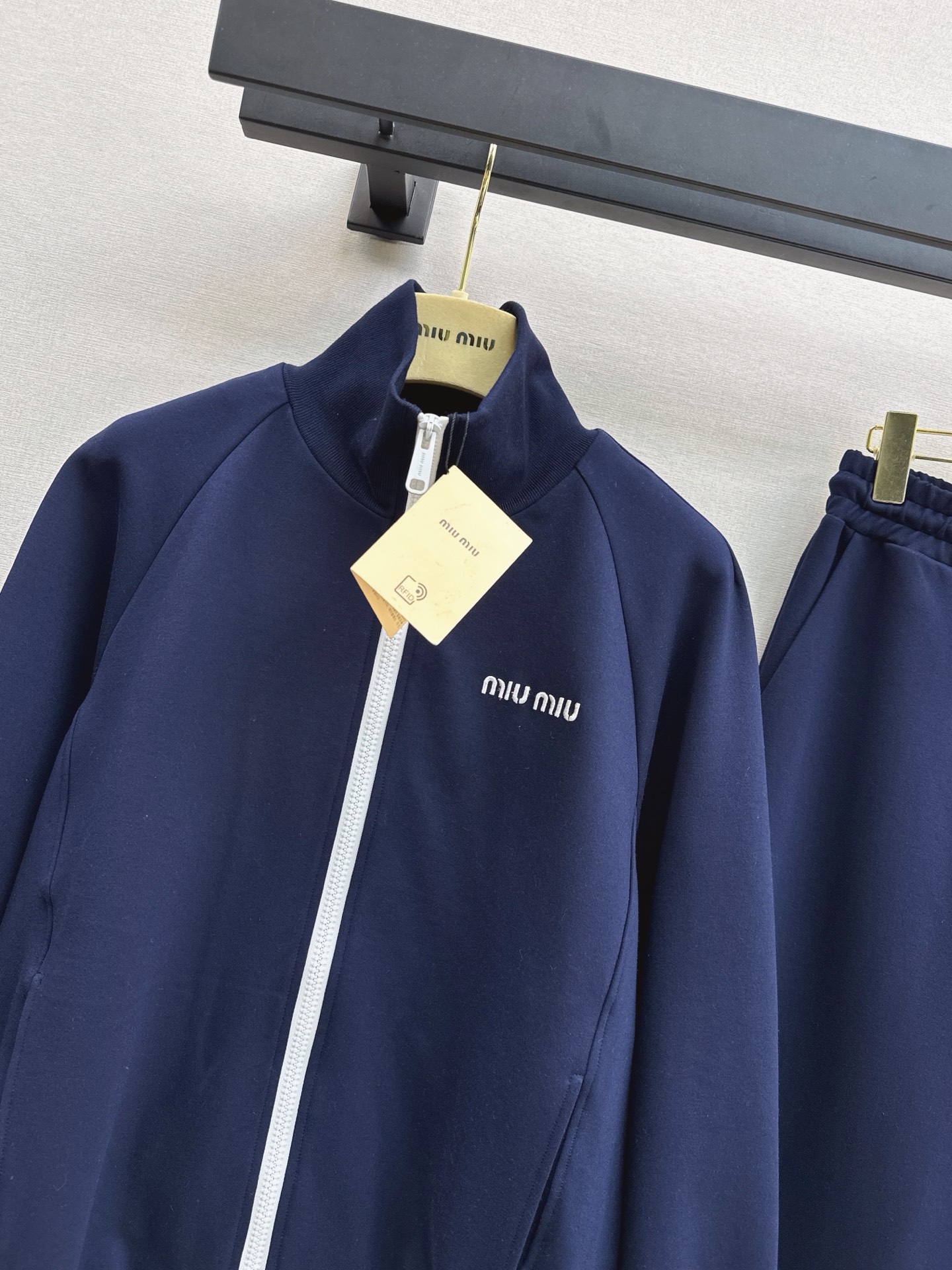 Miu 26fw zipper jacket drawstring pants sets