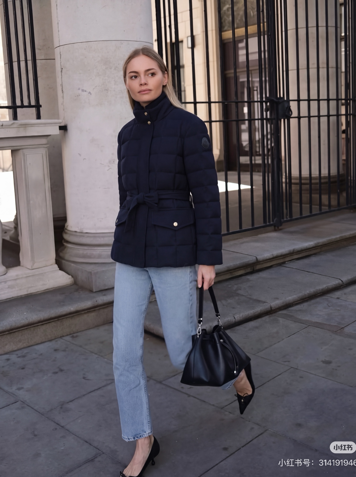 Monc 26fw belted down jacket