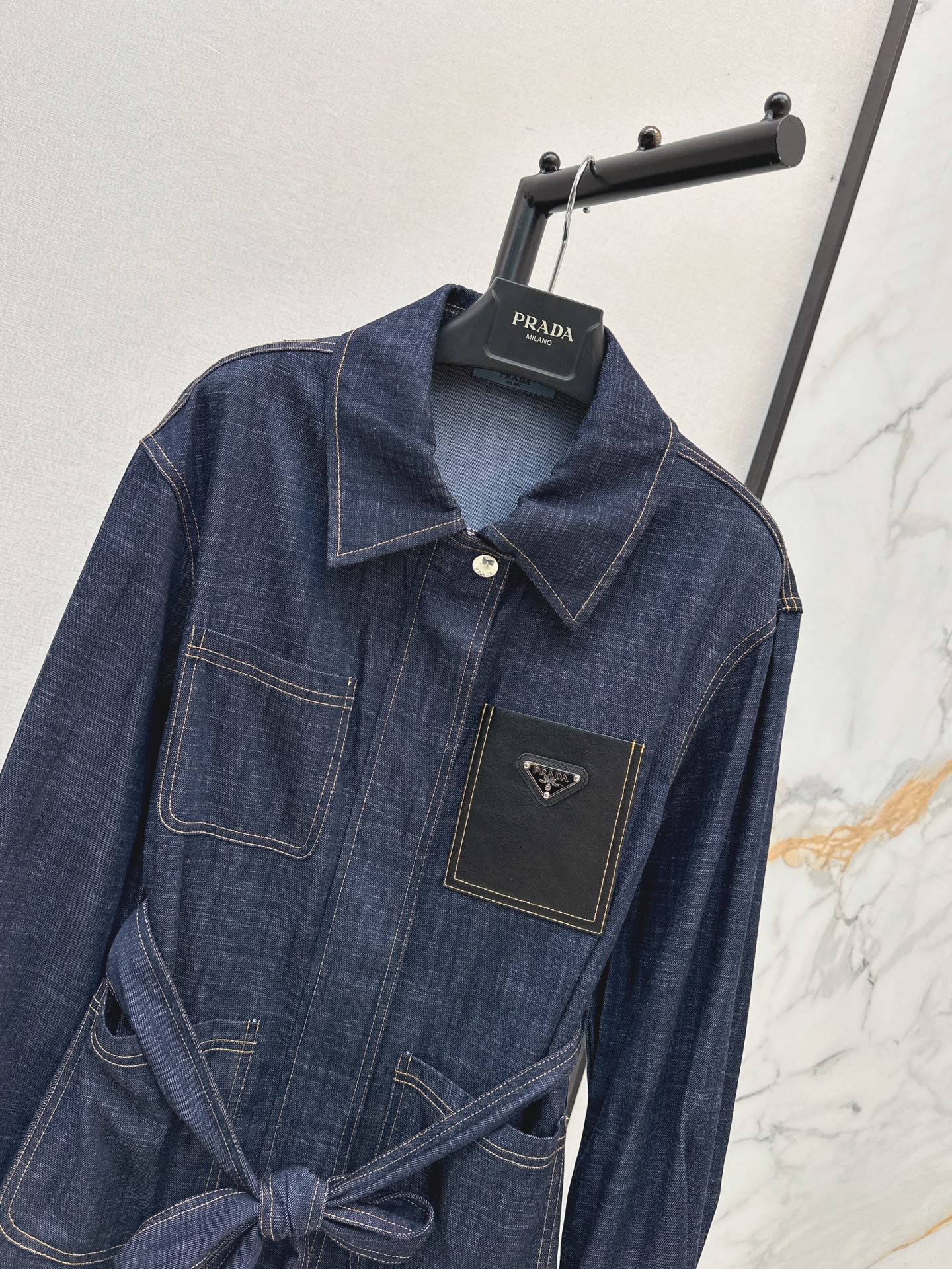 Pra 26fw belted denim jacket