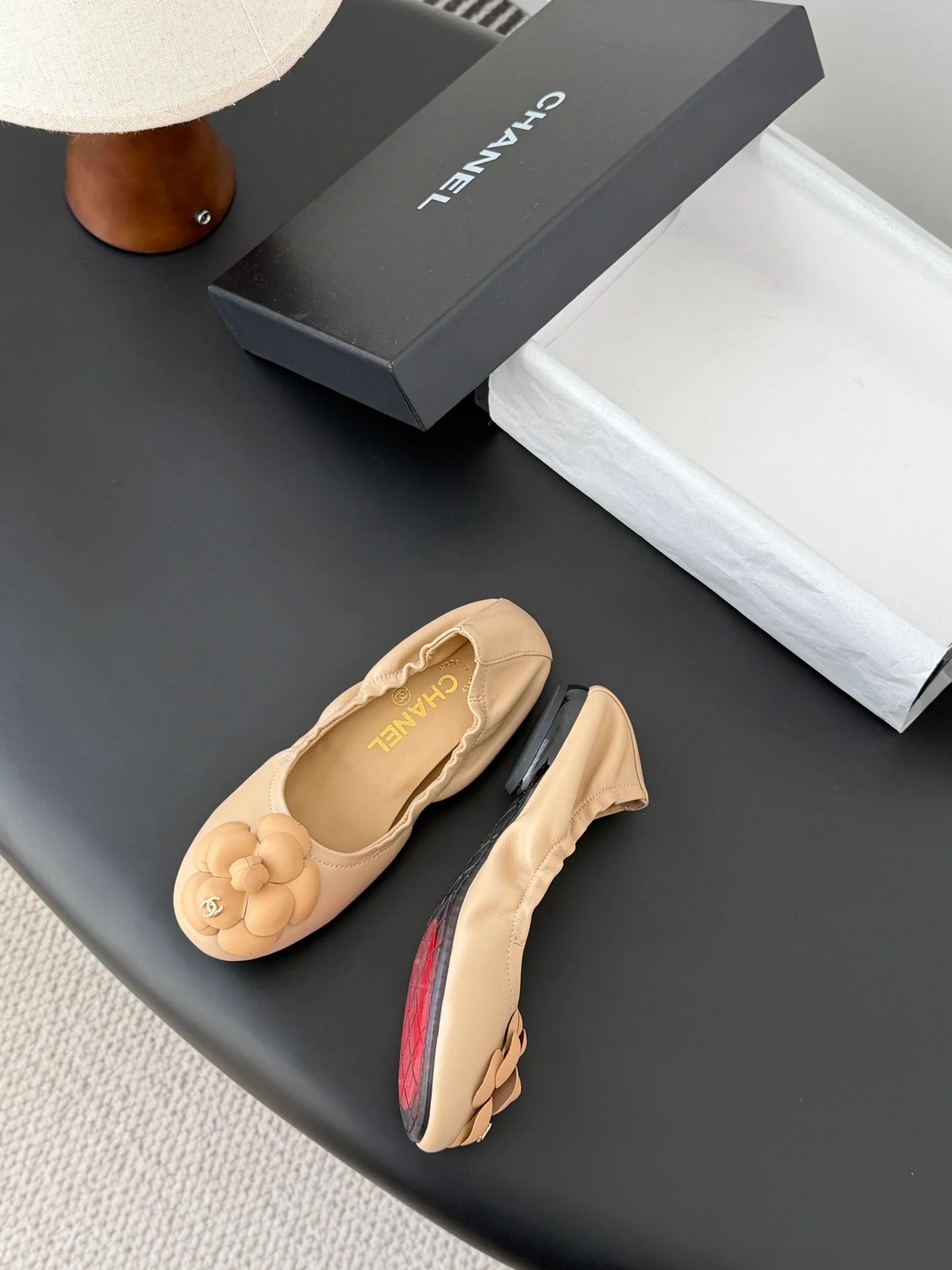 Chan 26K camellia flats