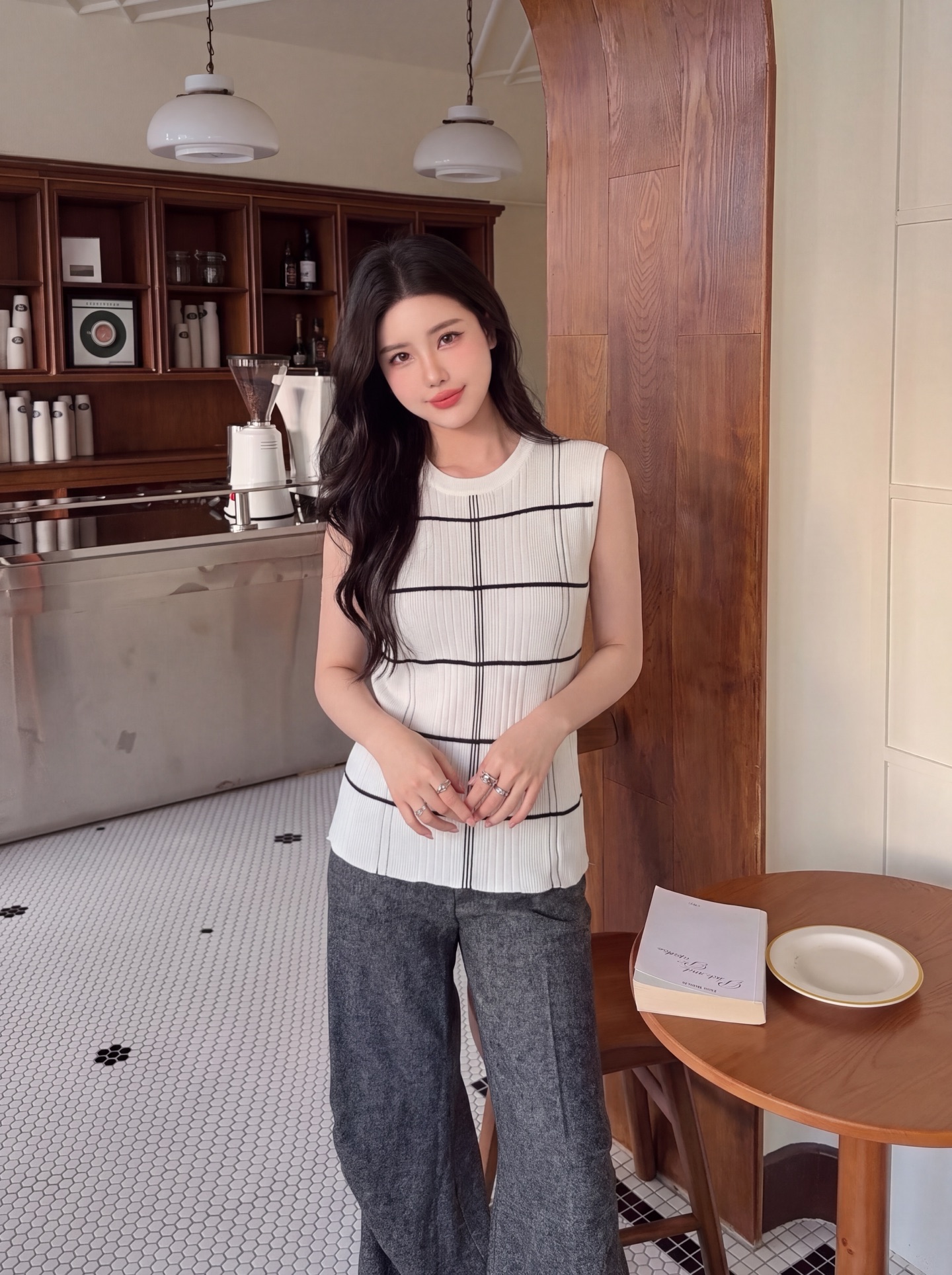 Max 26fw check knit vest