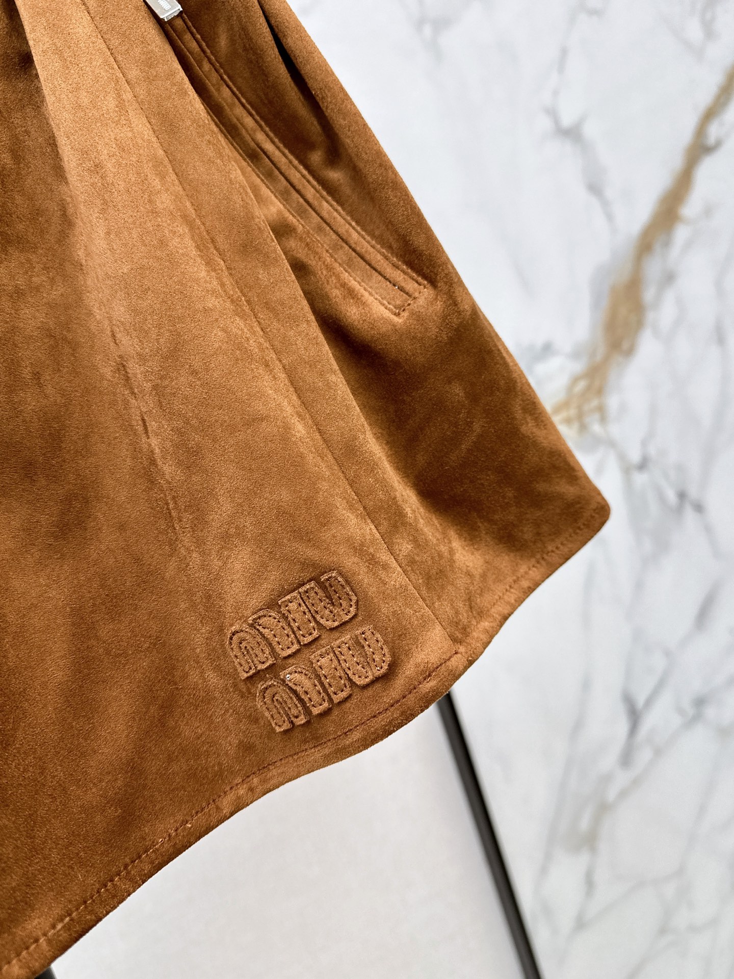 Miu 26fw suede-effect mini skirt