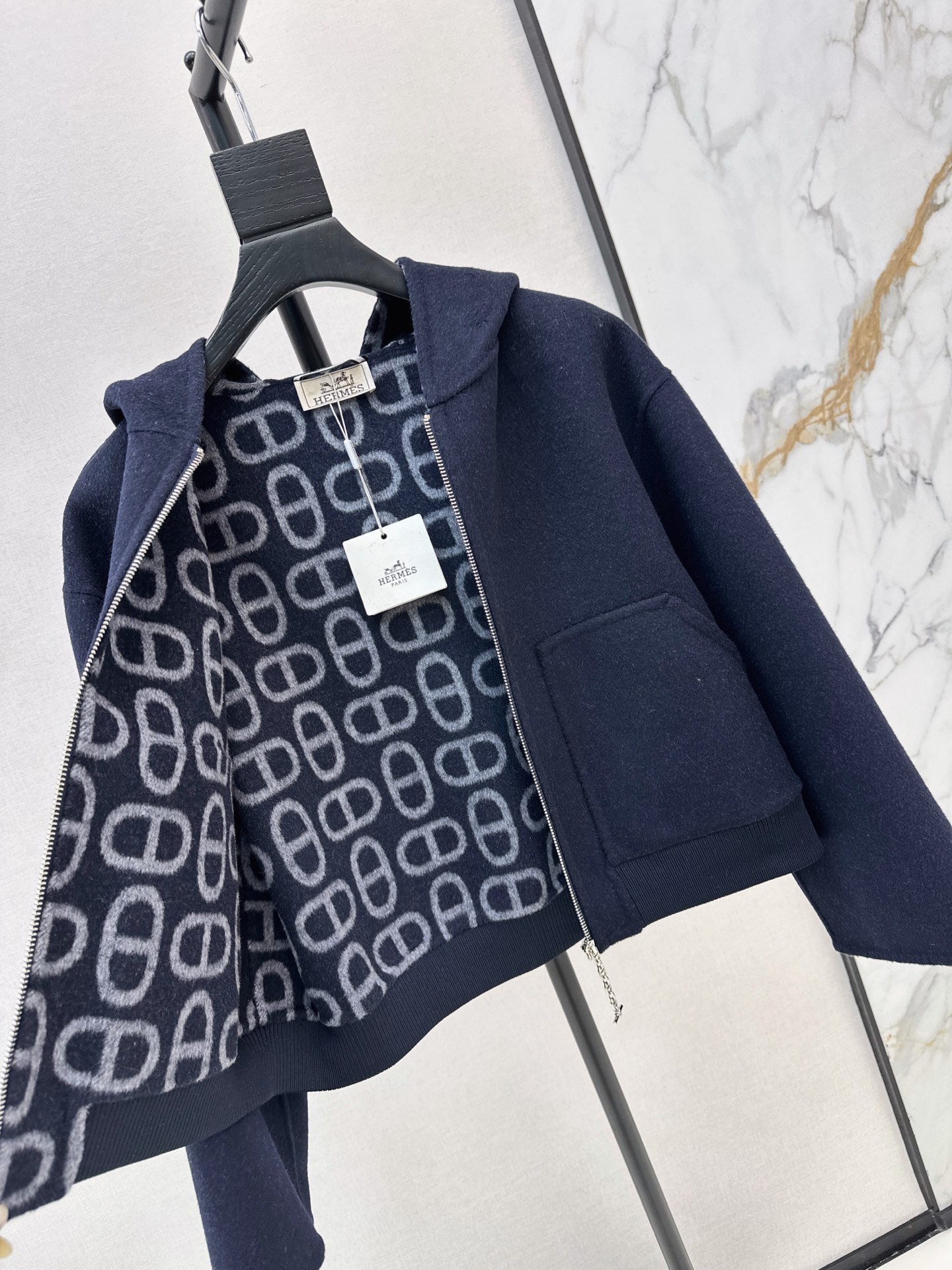 Her 26fw cashmere jacket
