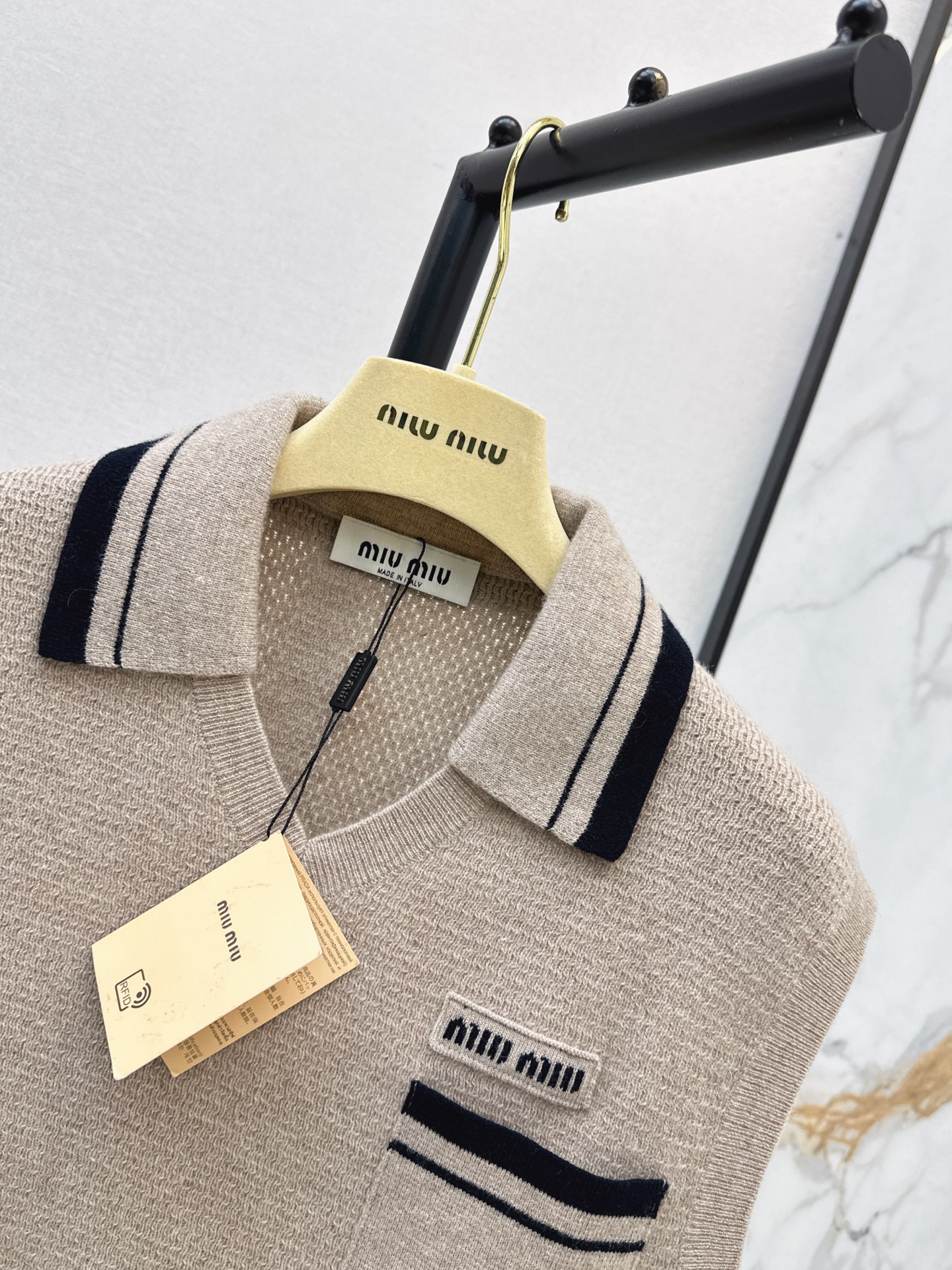Miu 26fw cashmere knit vest