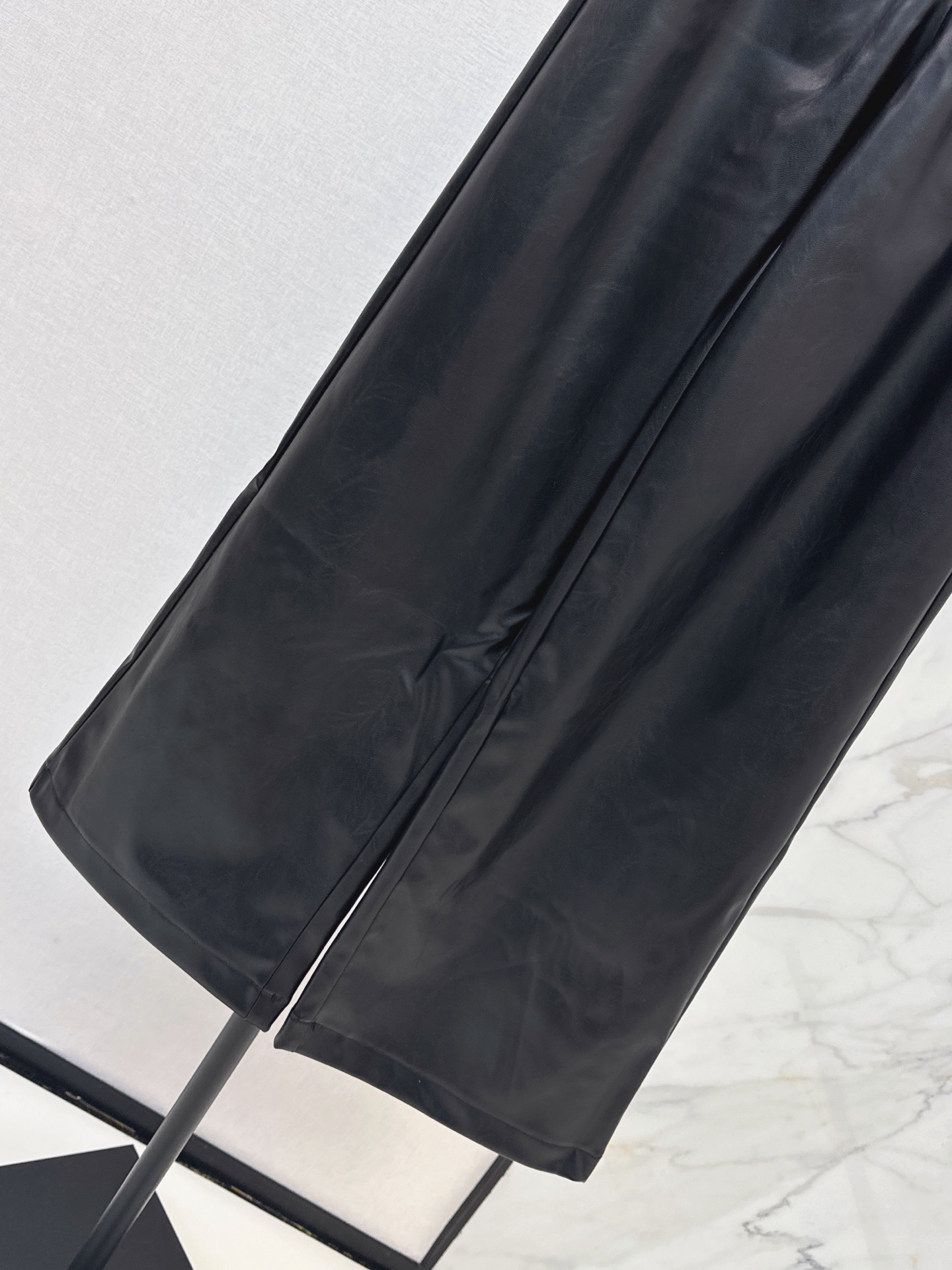 Pra 26fw pu pants