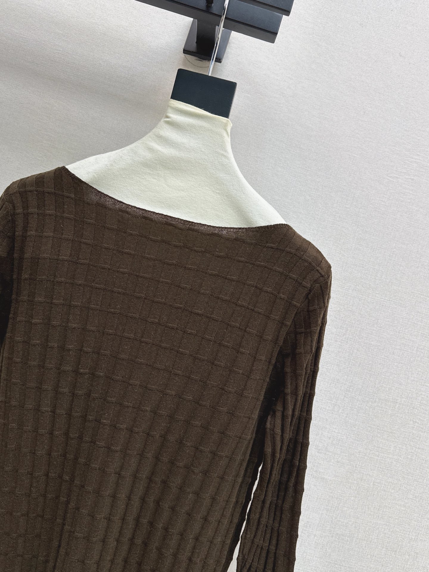 Brun 26fw slim-fit knitwear