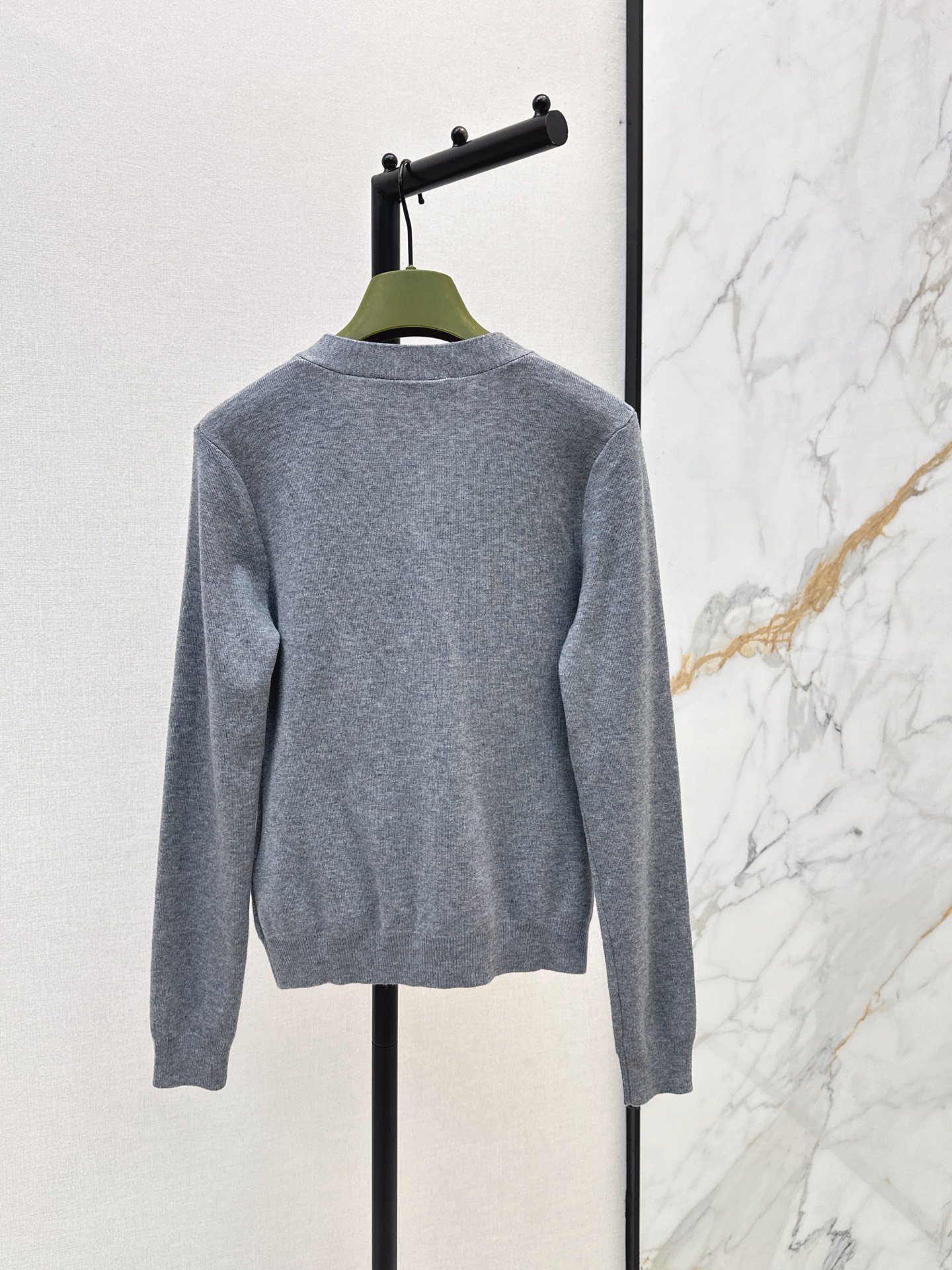 Guc 26fw knit cardigan