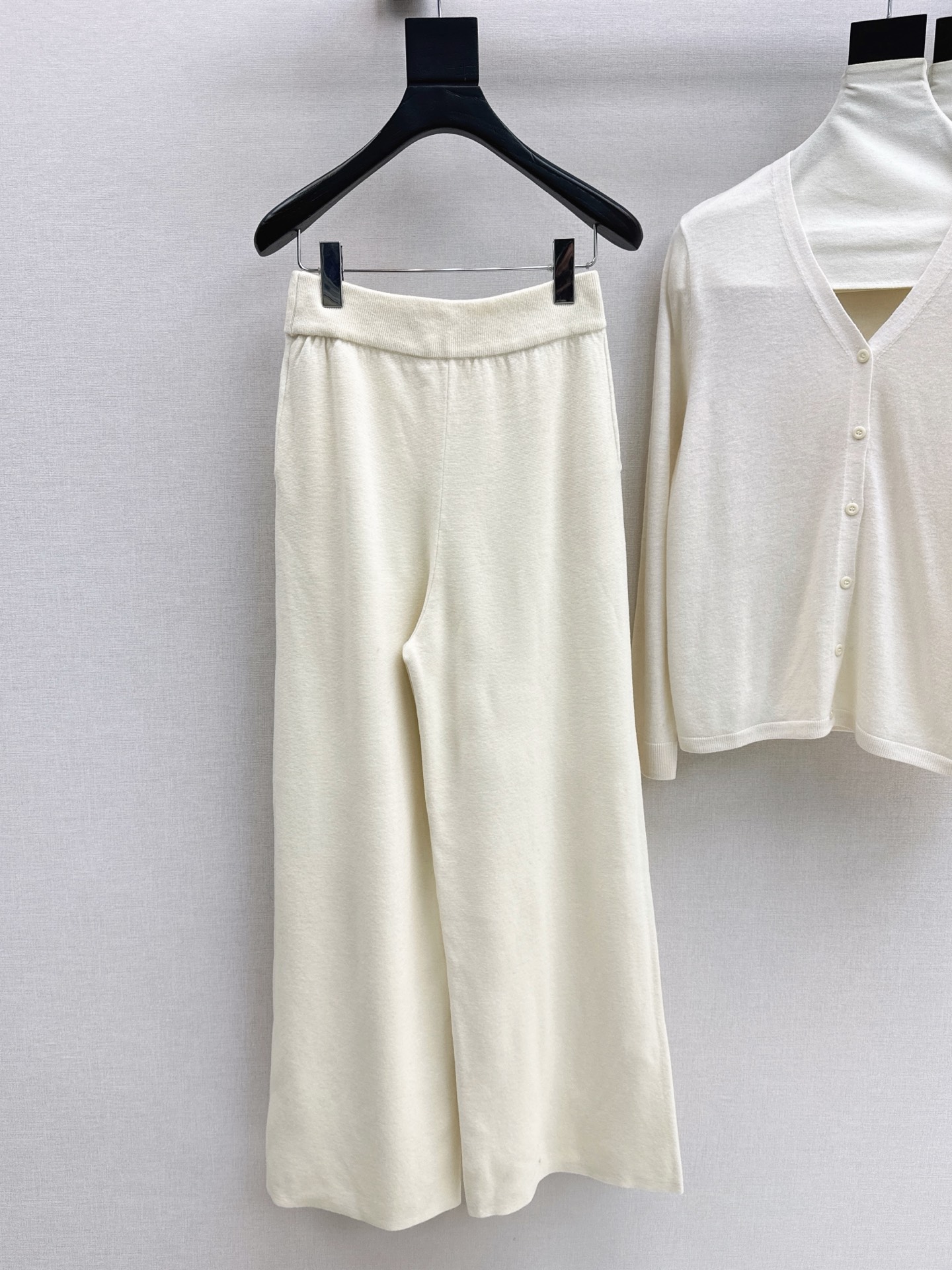 Her 26fw knit vest cardigan pants sets