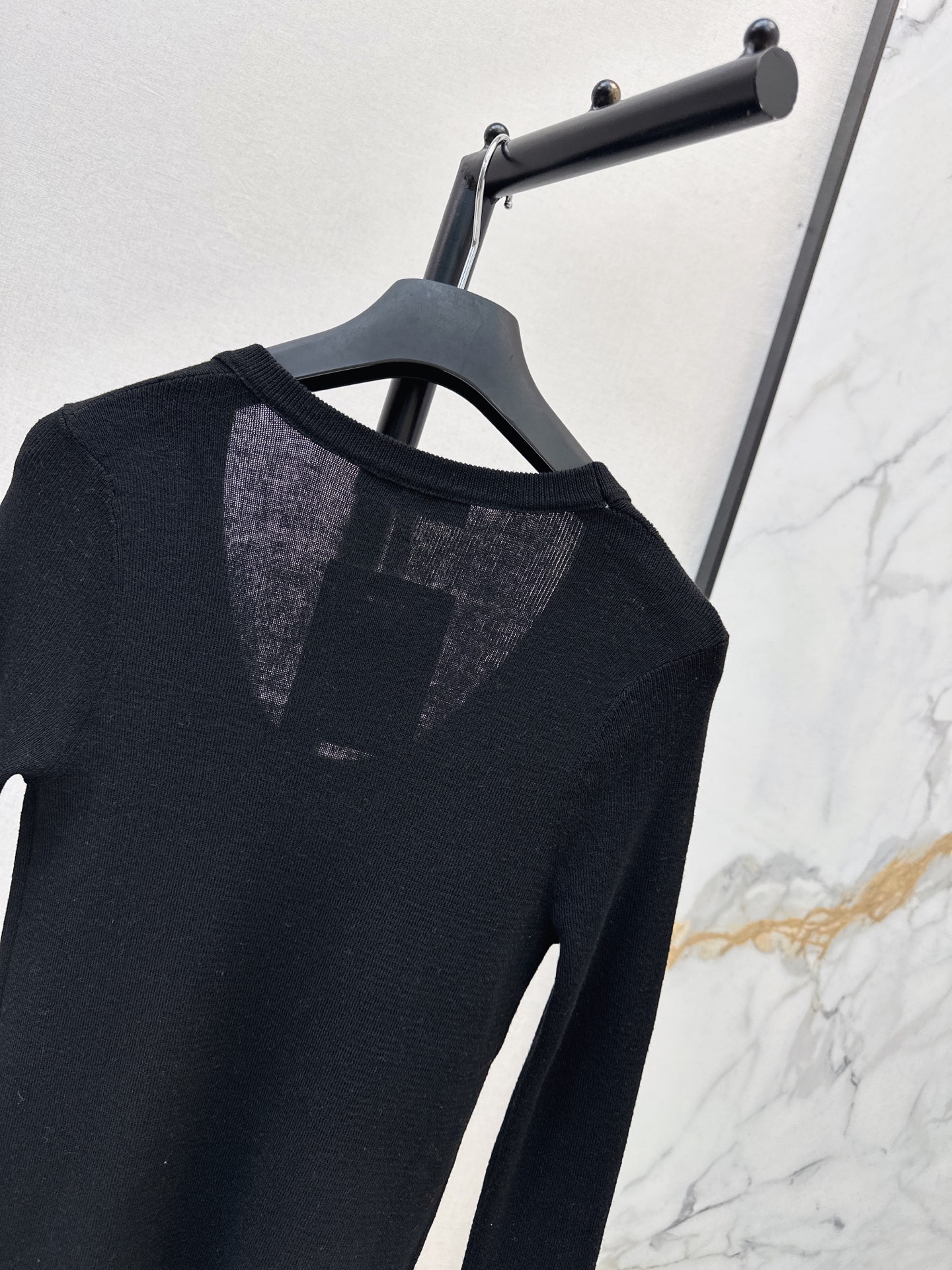 CD 26fw U-neck knit basic tee