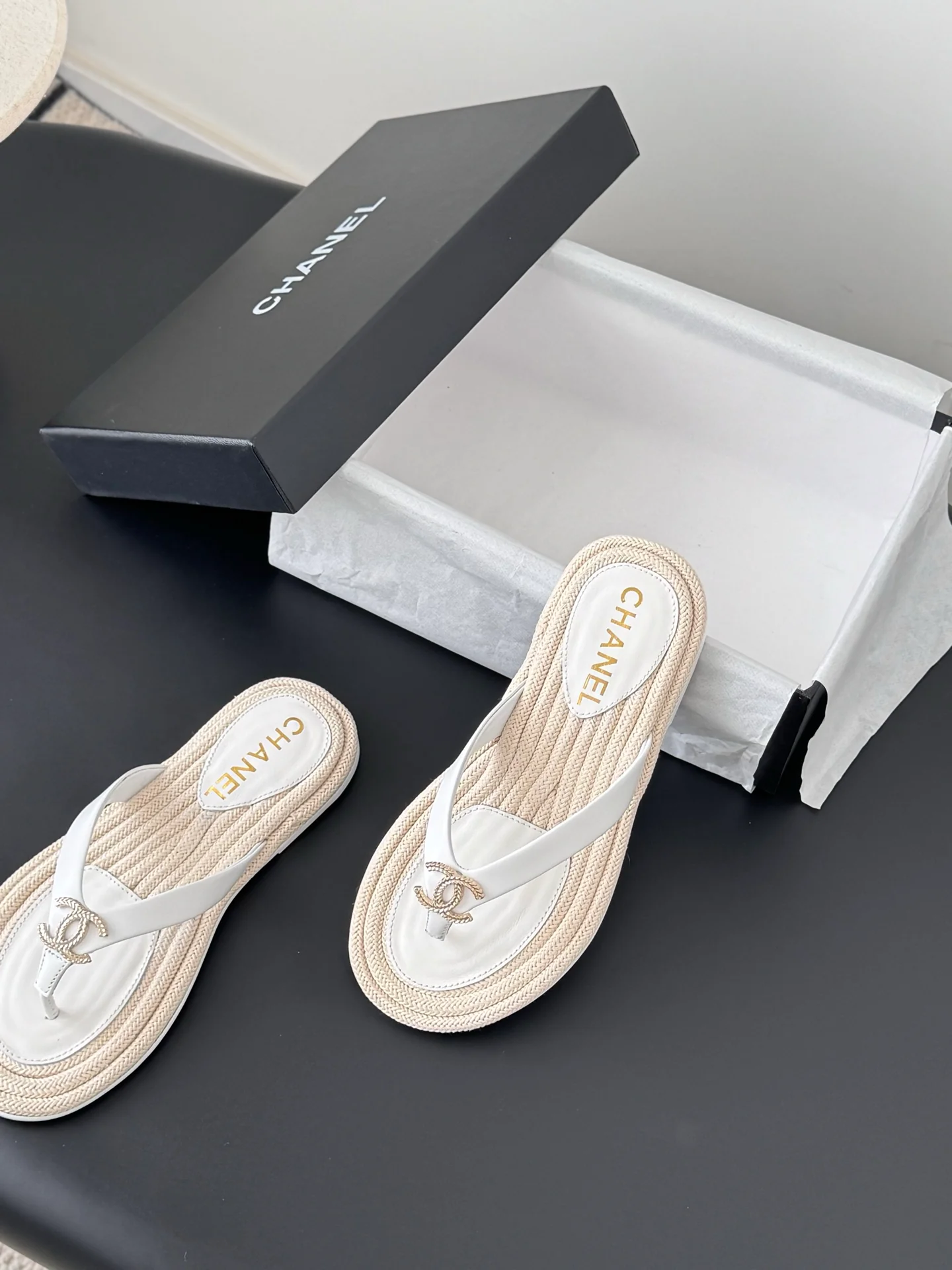 Chan 25K flip-flops