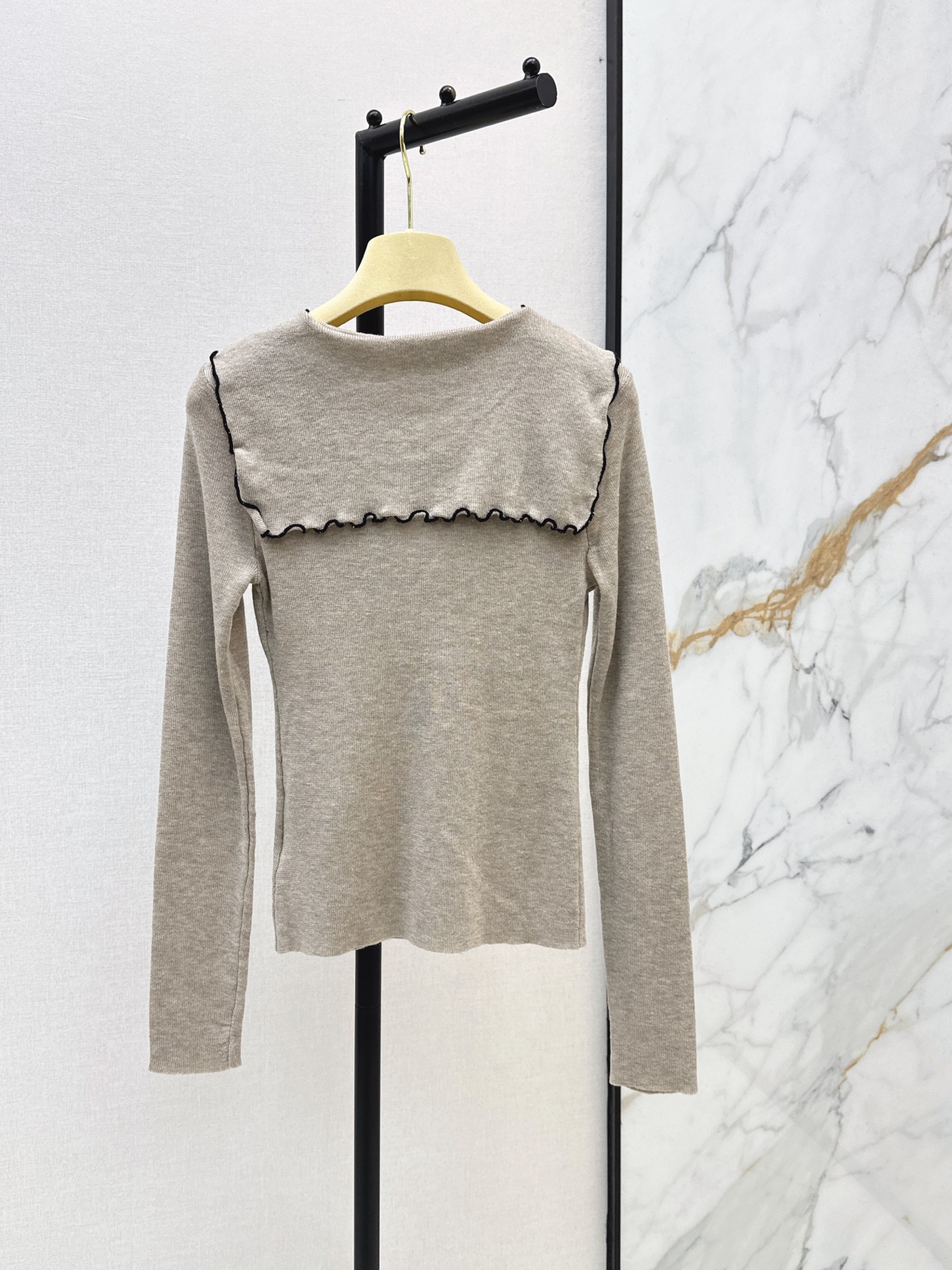 Miu 26fw contract-trim knit top