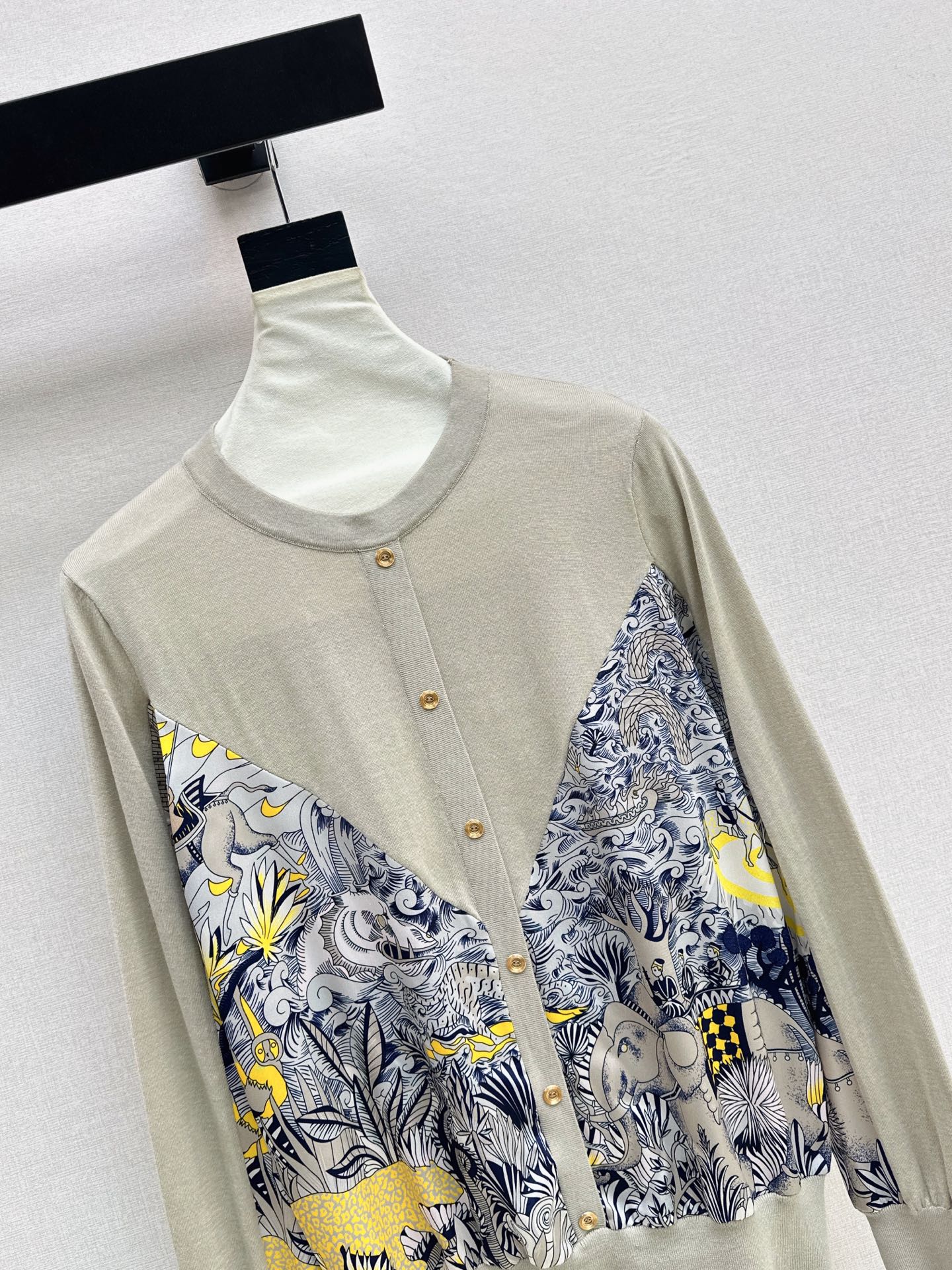Her 26fw print knit cardigan