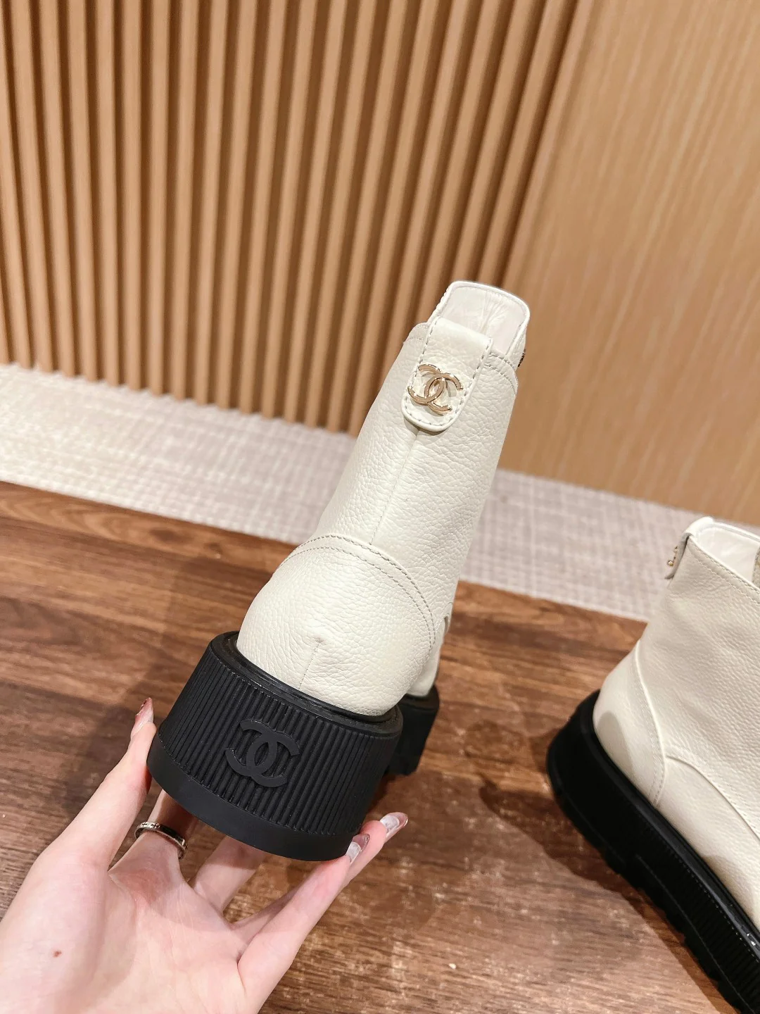Chan 25fw ankle boots