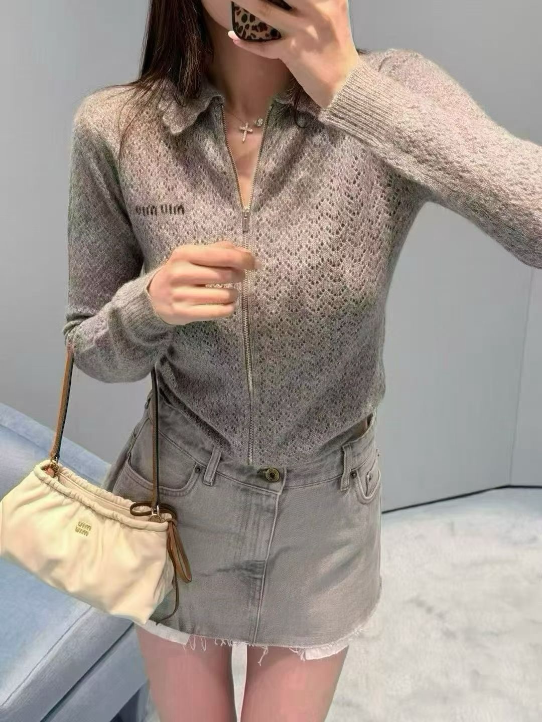 Miu 26fw knit zipper sweater
