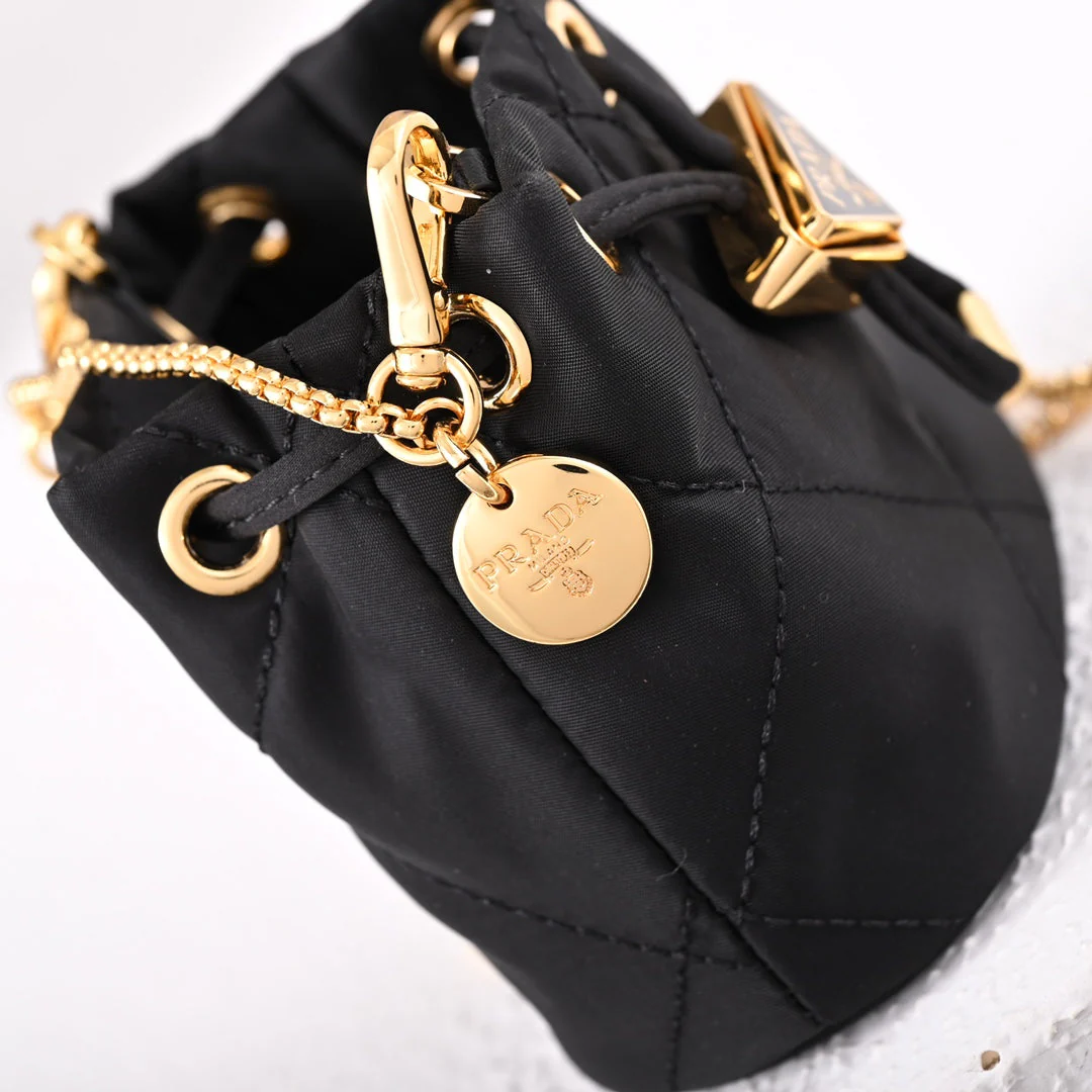 PD Re-Nylon mini-pouch