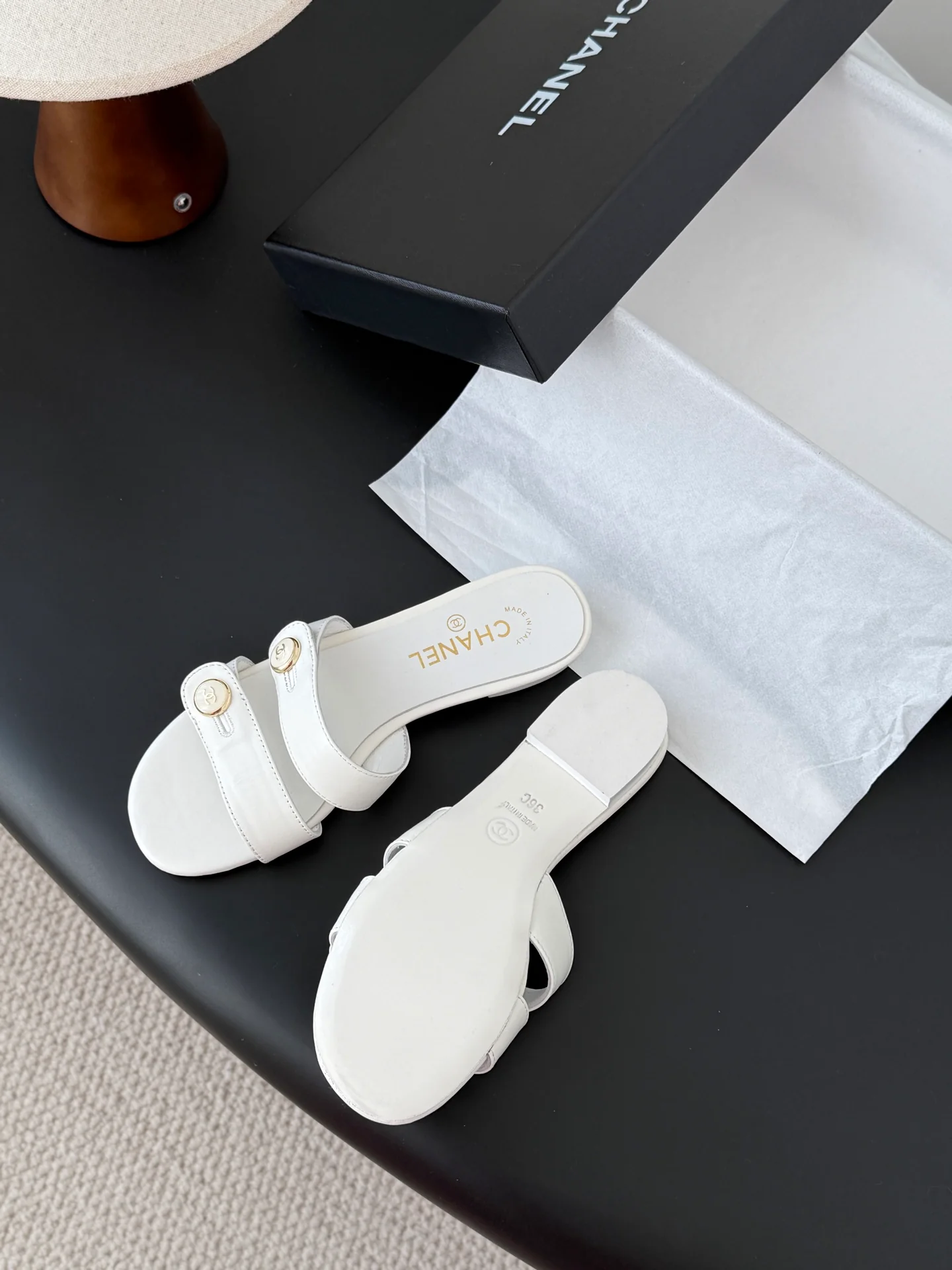 Chan 26ss sandals