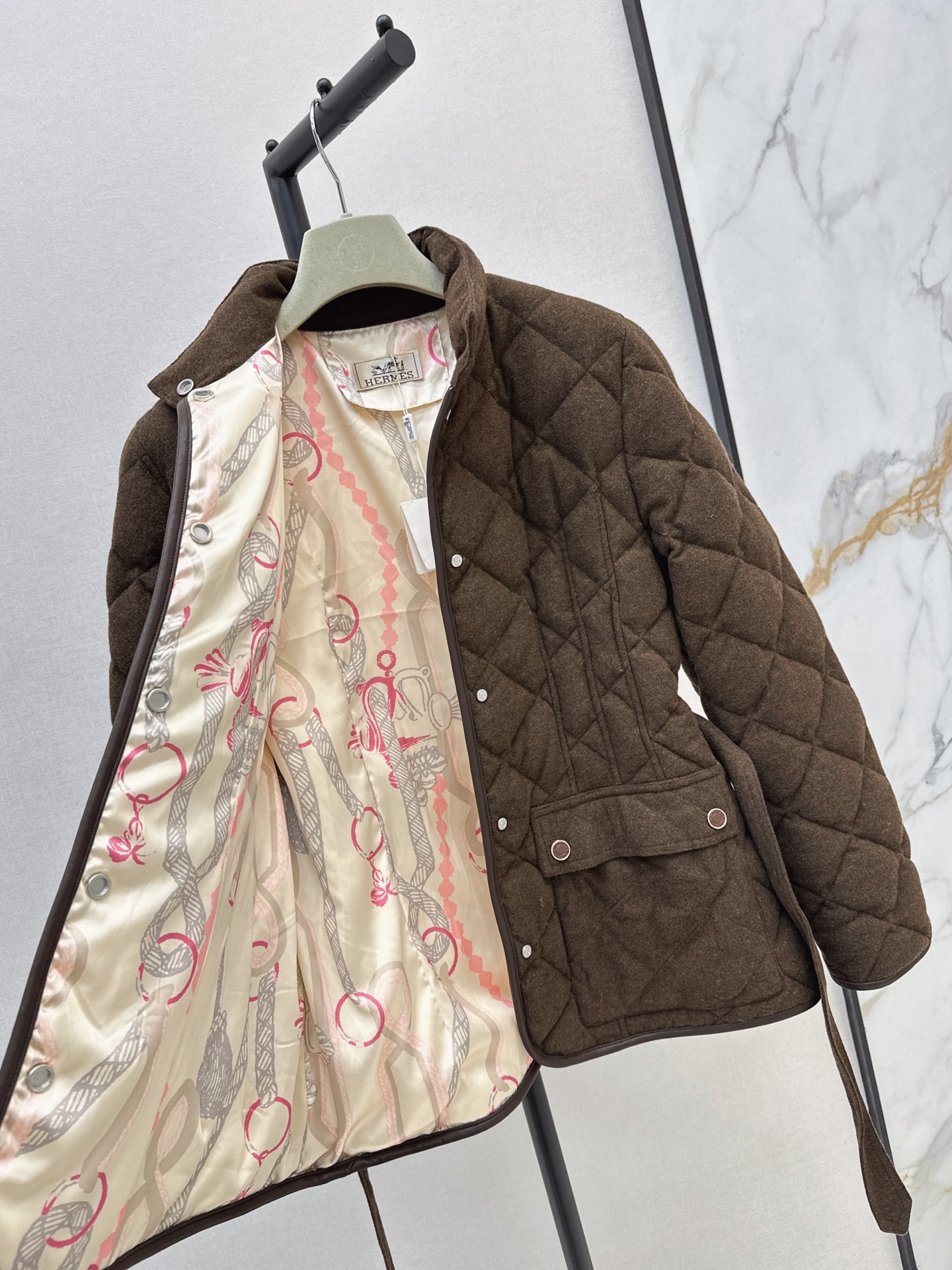 Her 26fw belted down  jacket