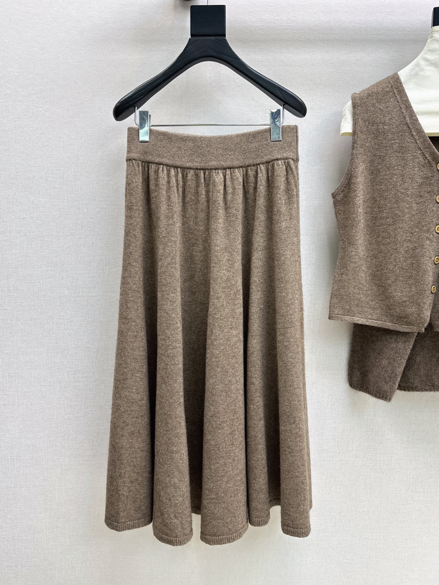 Her 26fw knit cardigan vest pleated skirt sets