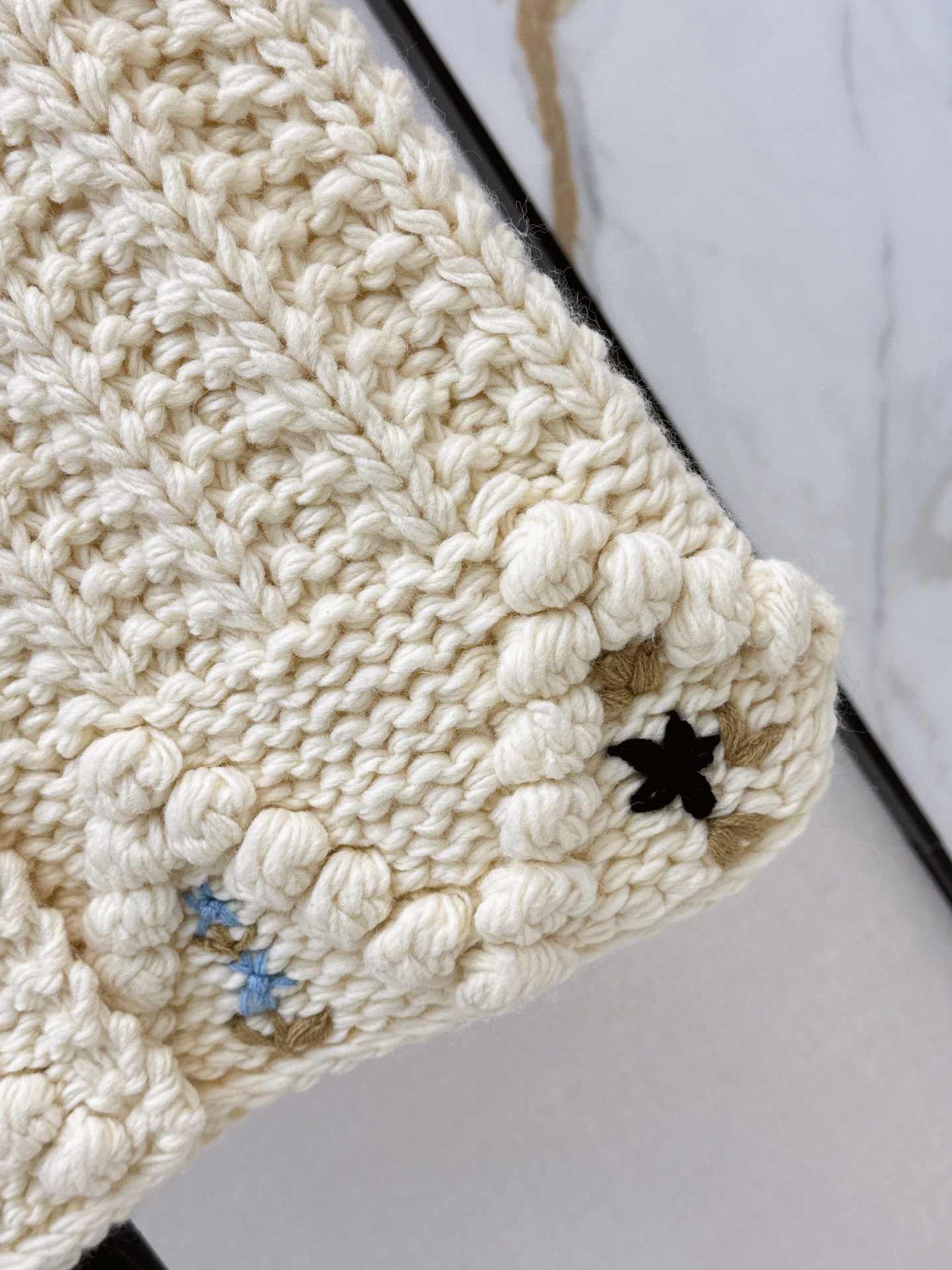 Chan 26fw embroidery knit vest