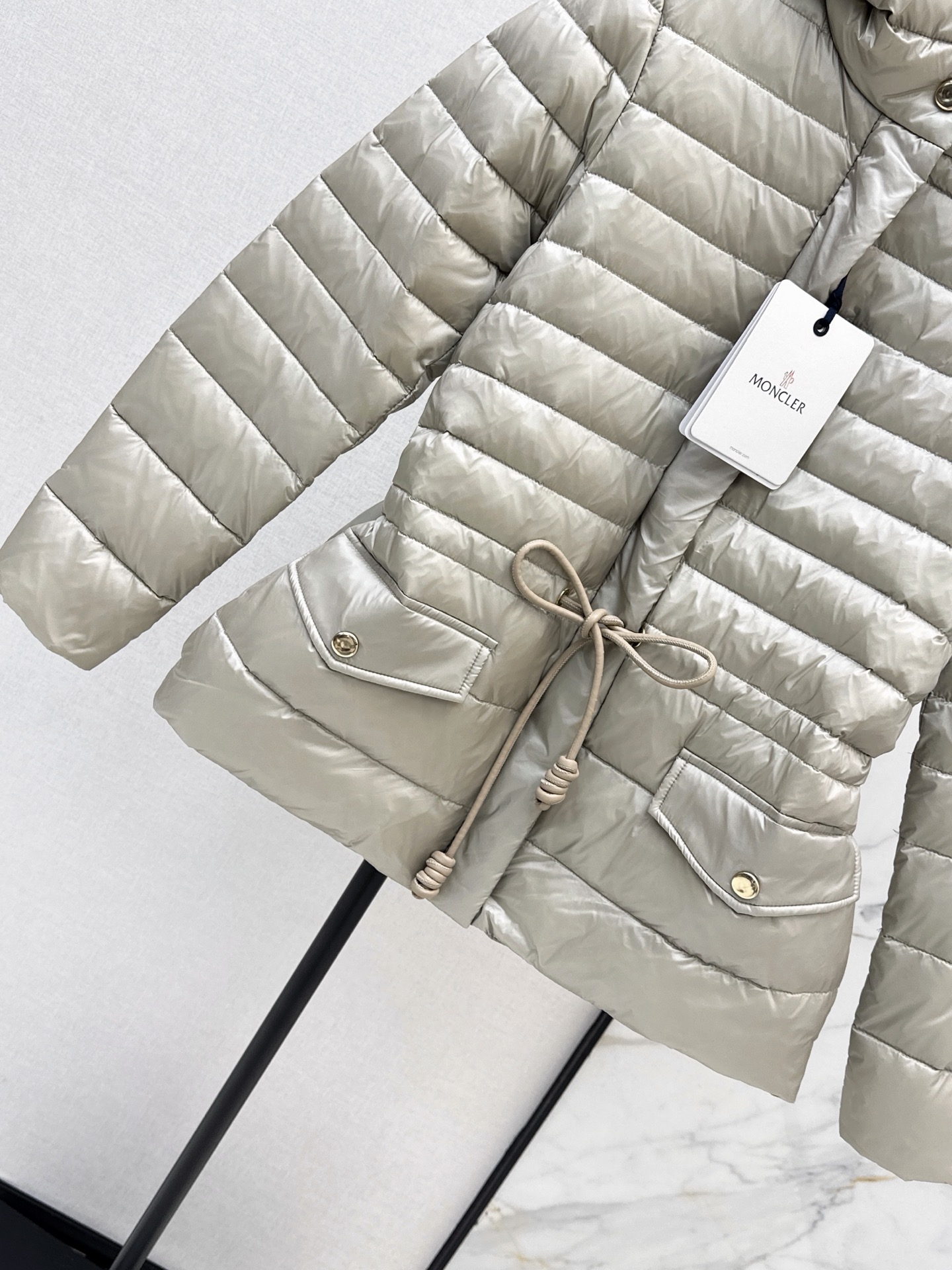 Monc 26fw Drawstring-Waist Puffer Jacket
