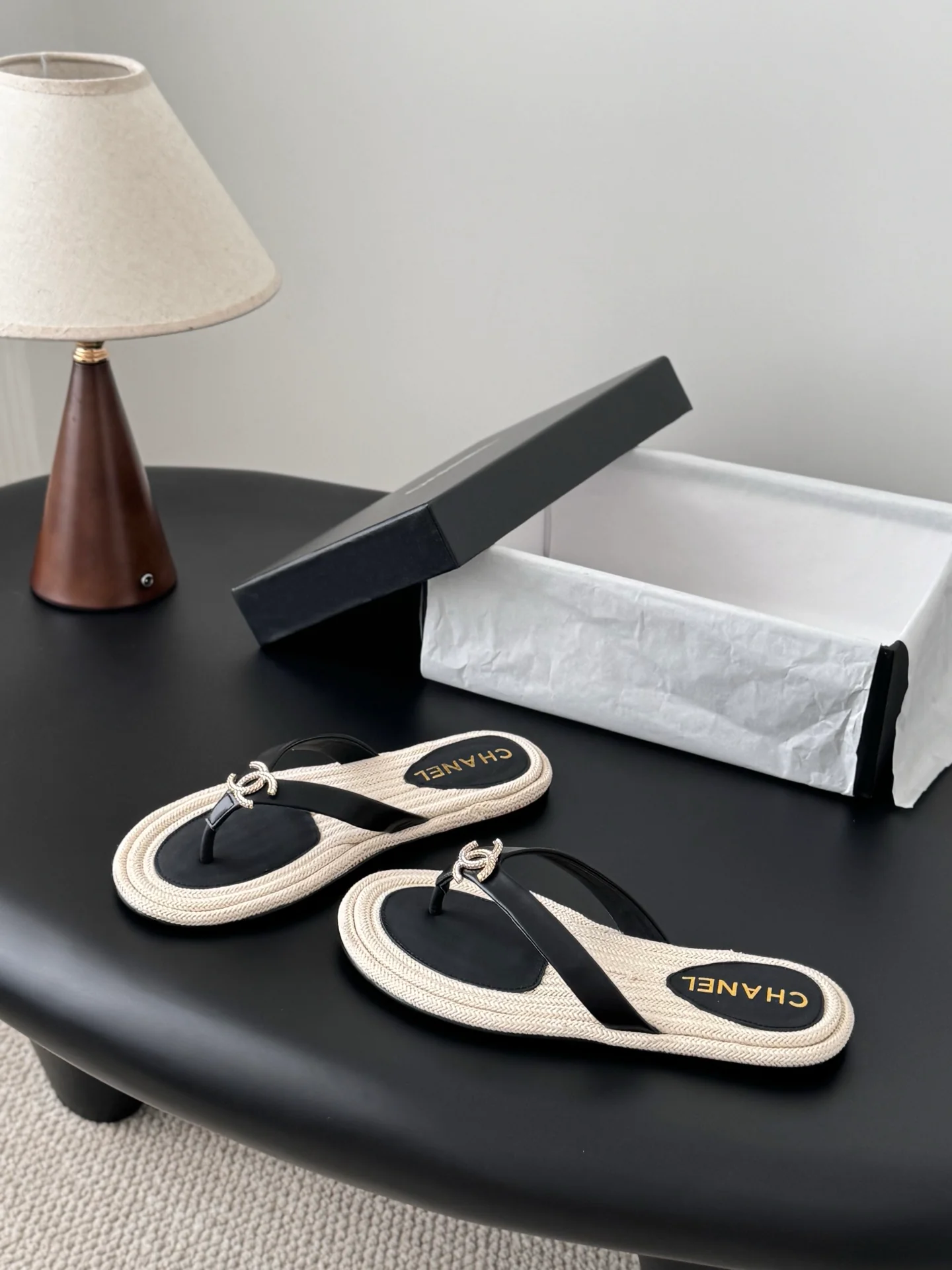 Chan 25K flip-flops