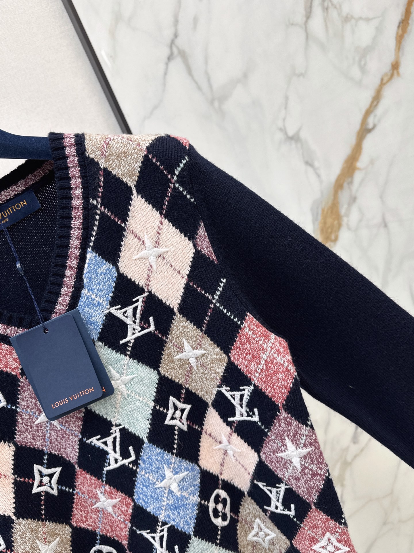 Loui 26fw jacquard knit sweater