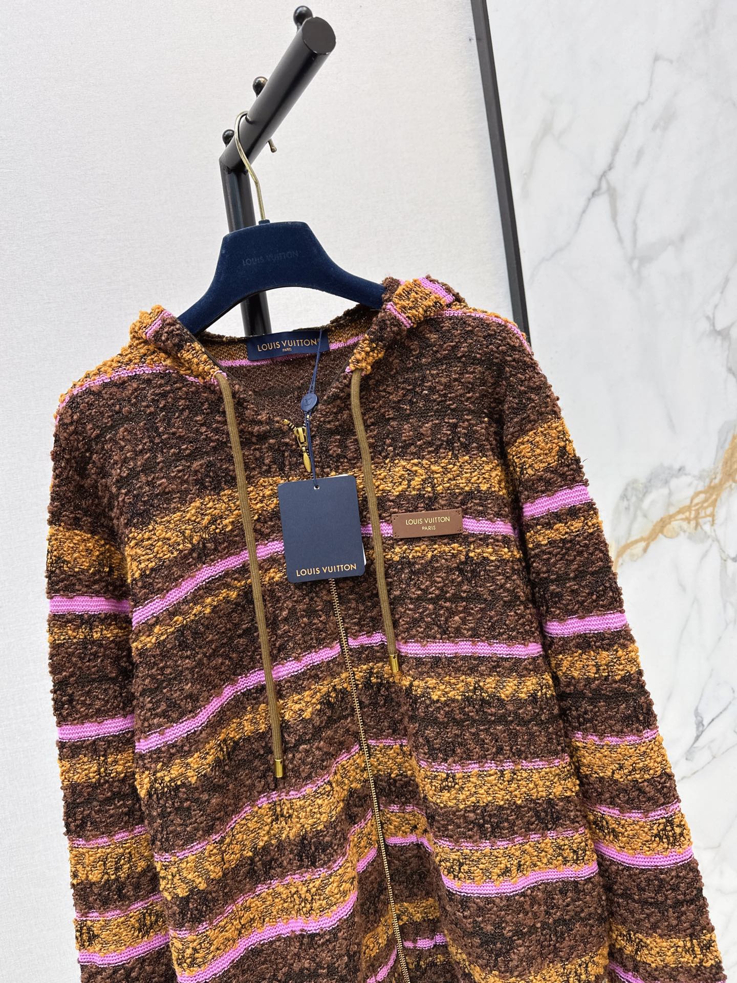 Loui 26fw stripe jacquard knit sweater