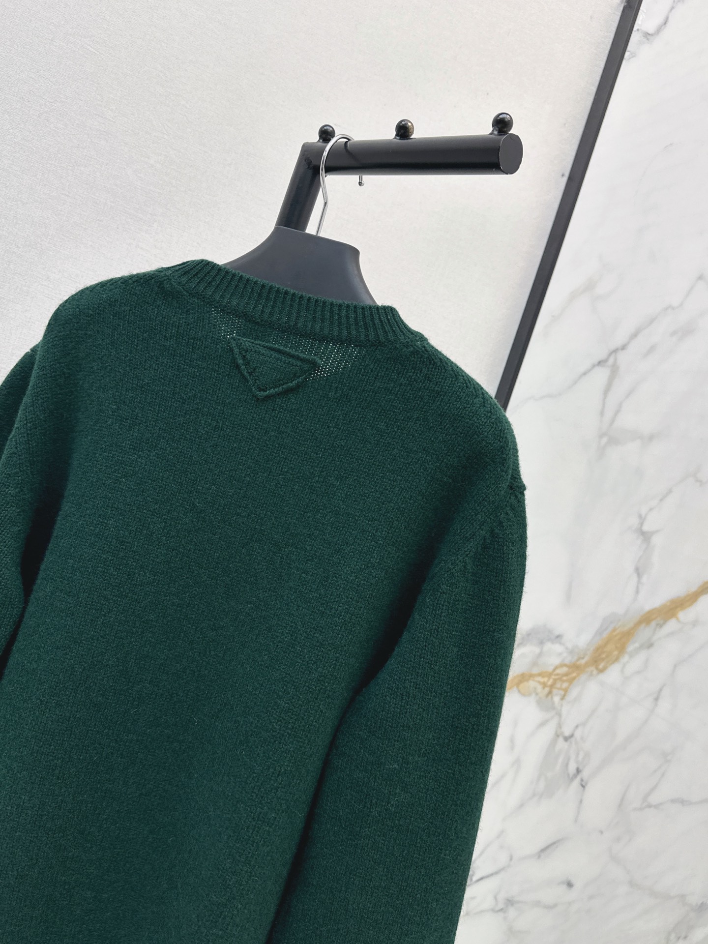 Pra 26fw knit sweater
