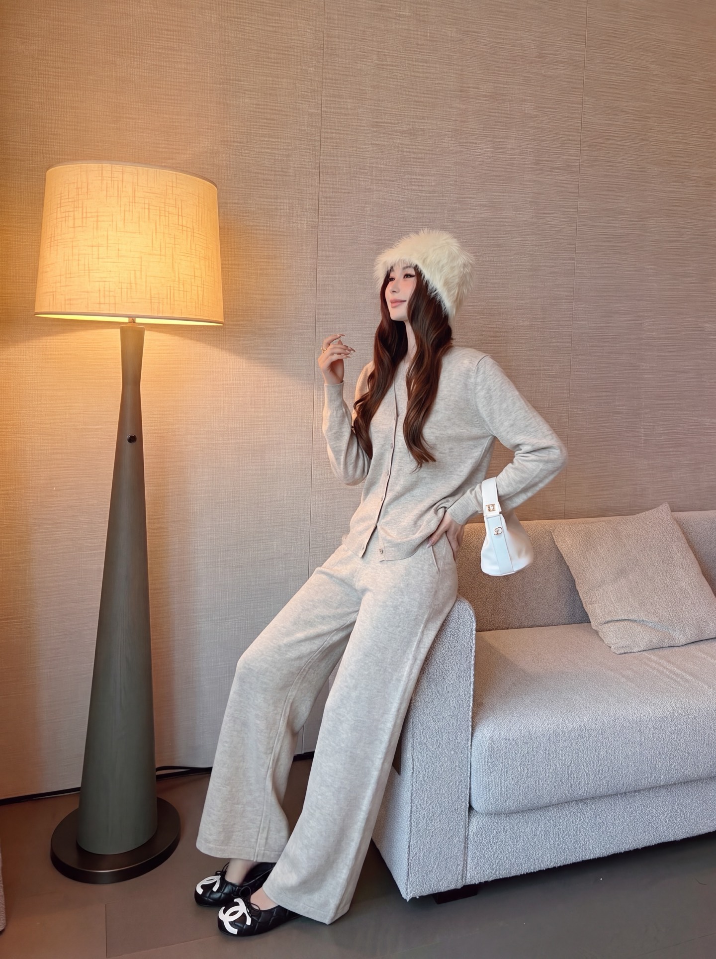 Her 26fw knit vest cardigan pants sets