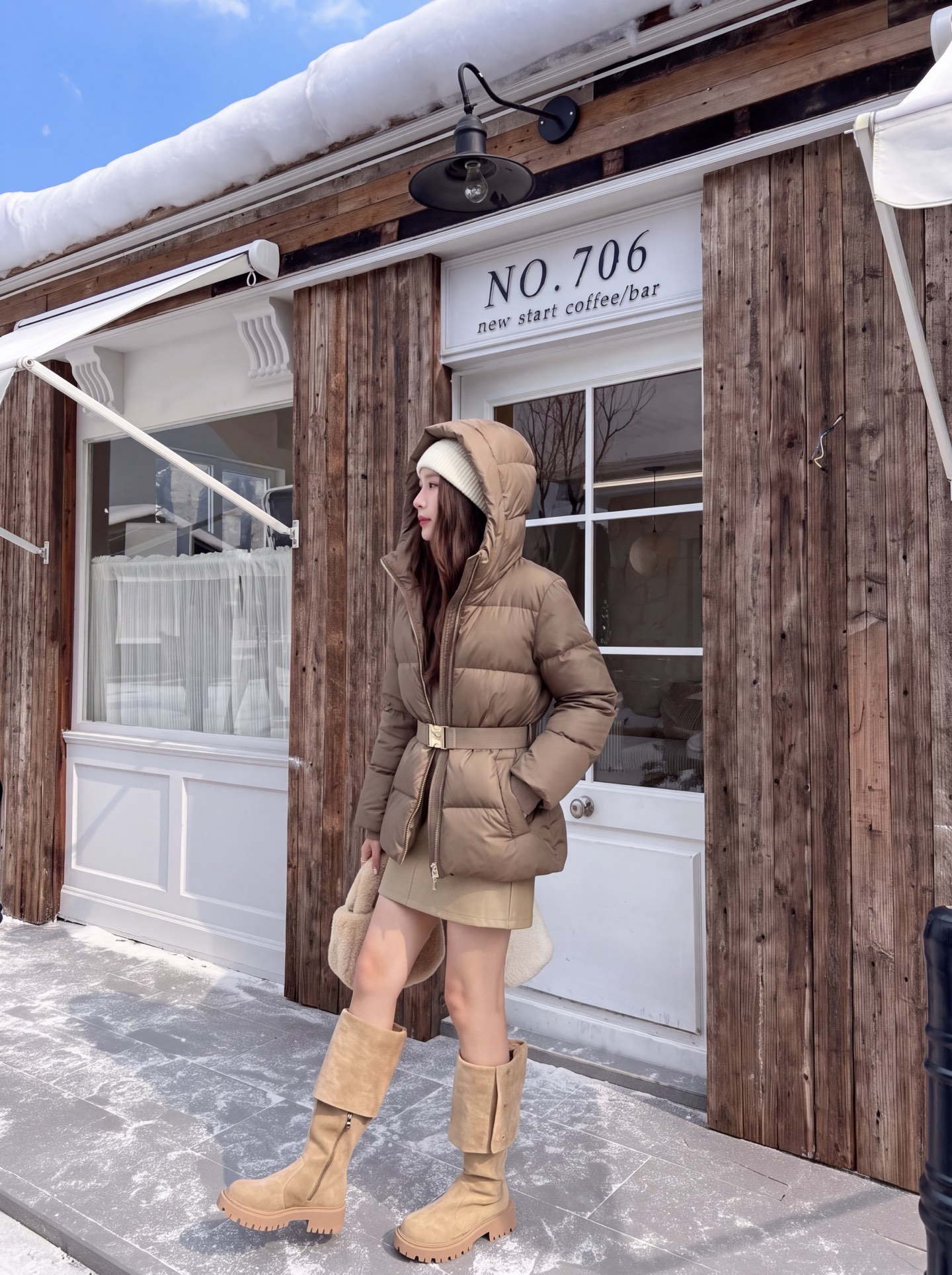 Max 26fw hooded down jacket