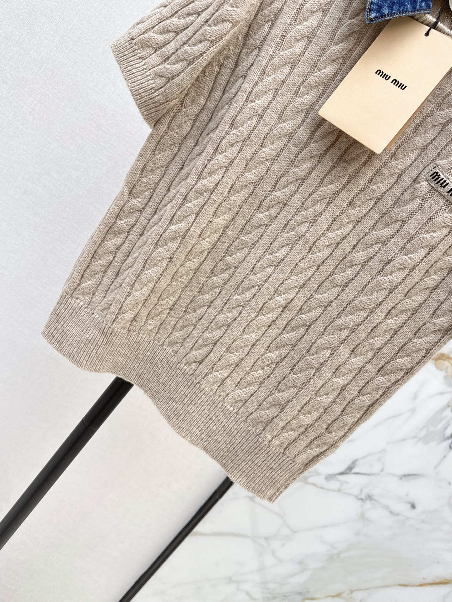Miu 26fw denim collar knit top