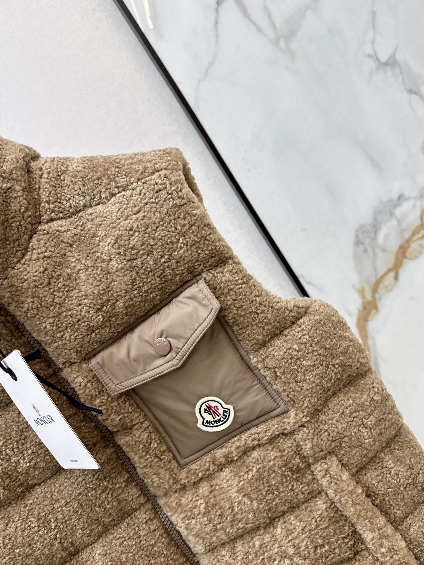 Monc 26fw shearling-fleece down vest