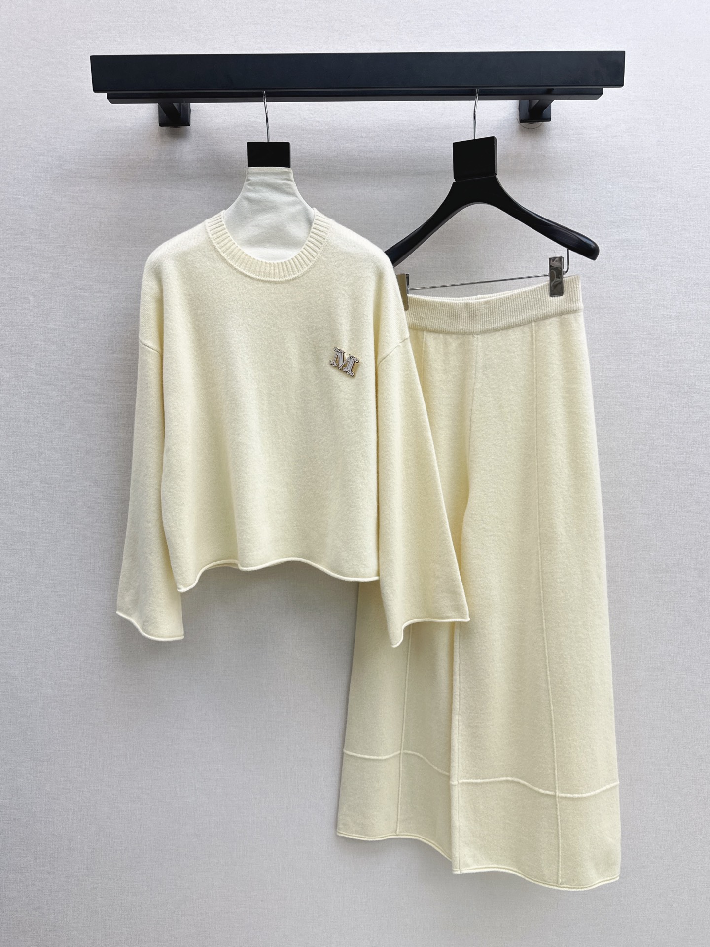 Max 26fw wool sweater pants sents