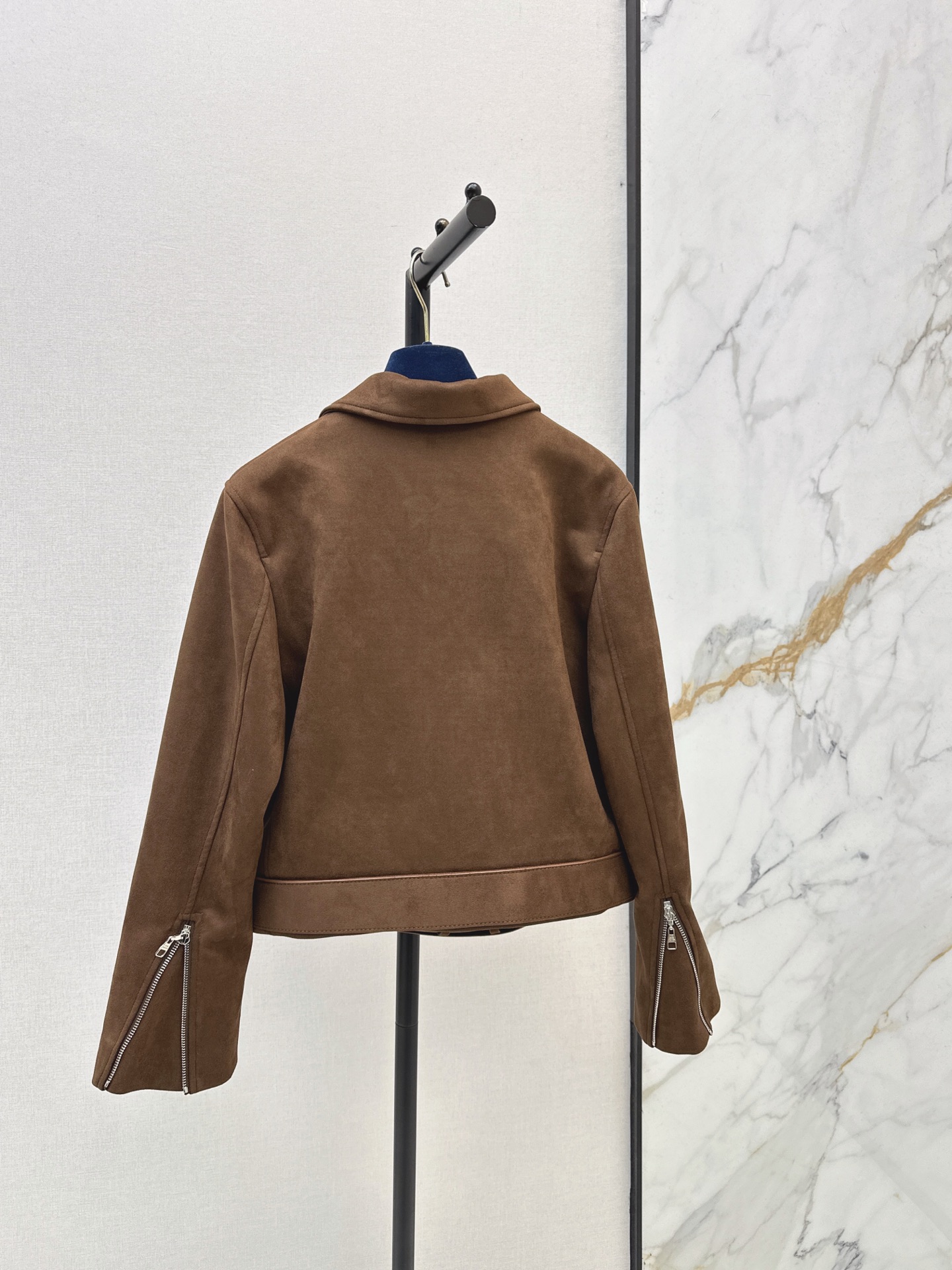 Loui 26fw suede jacket