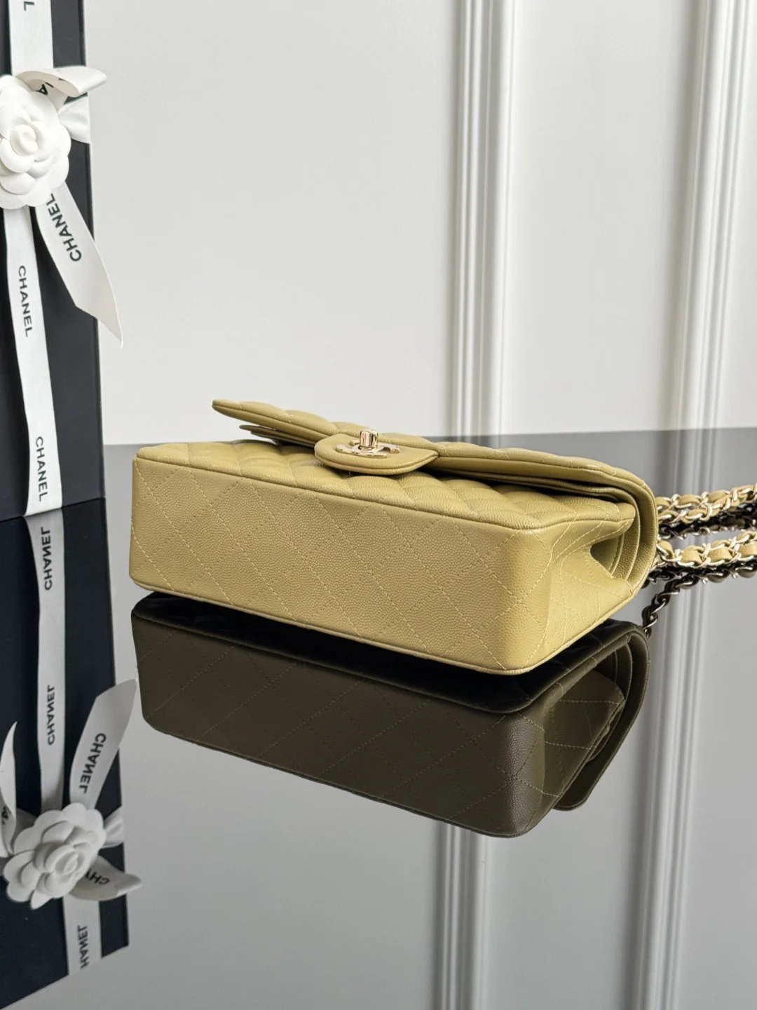 Chan cf23 chain shoulder bag