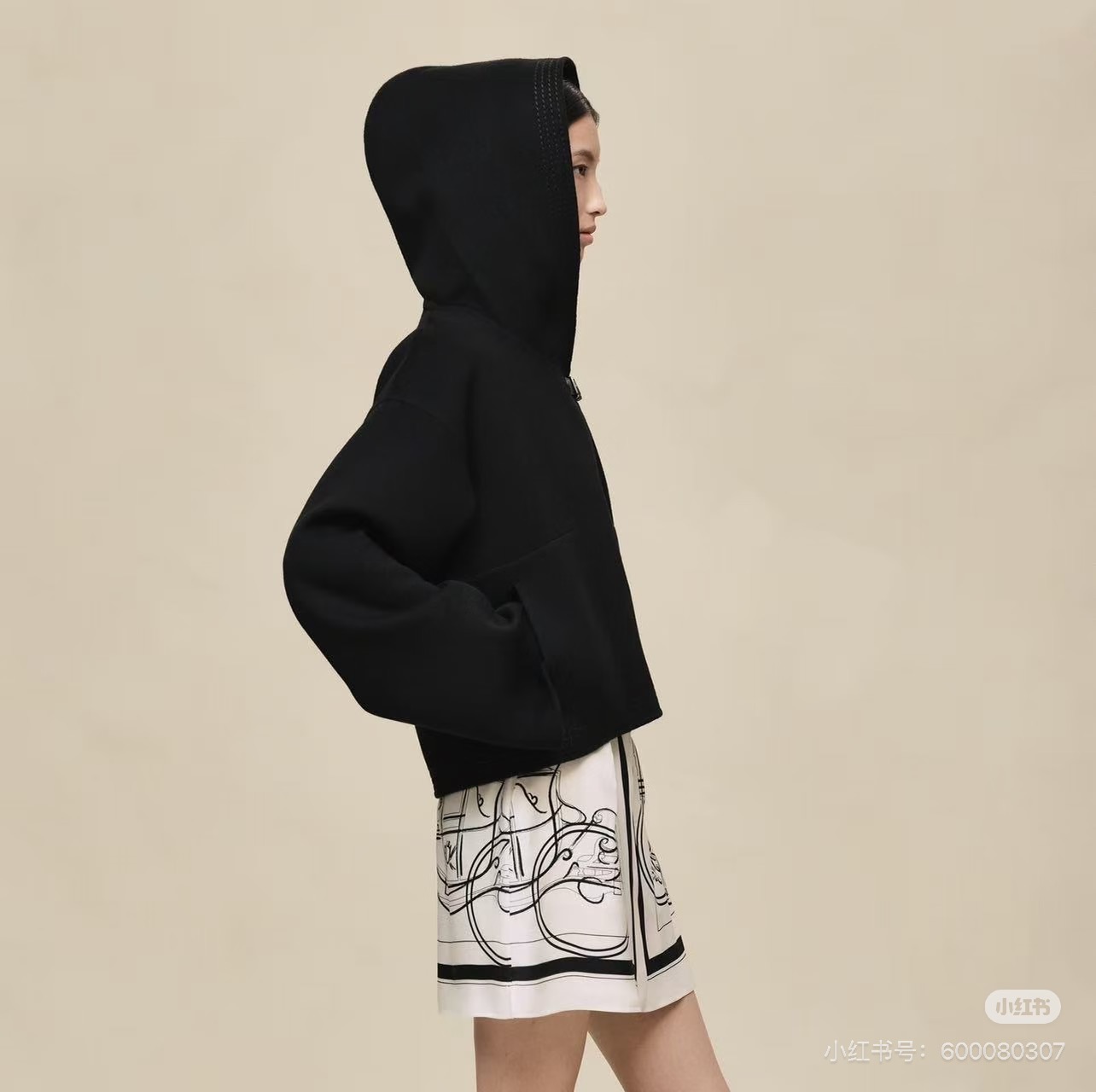 Her 26fw woolen hooded jacket